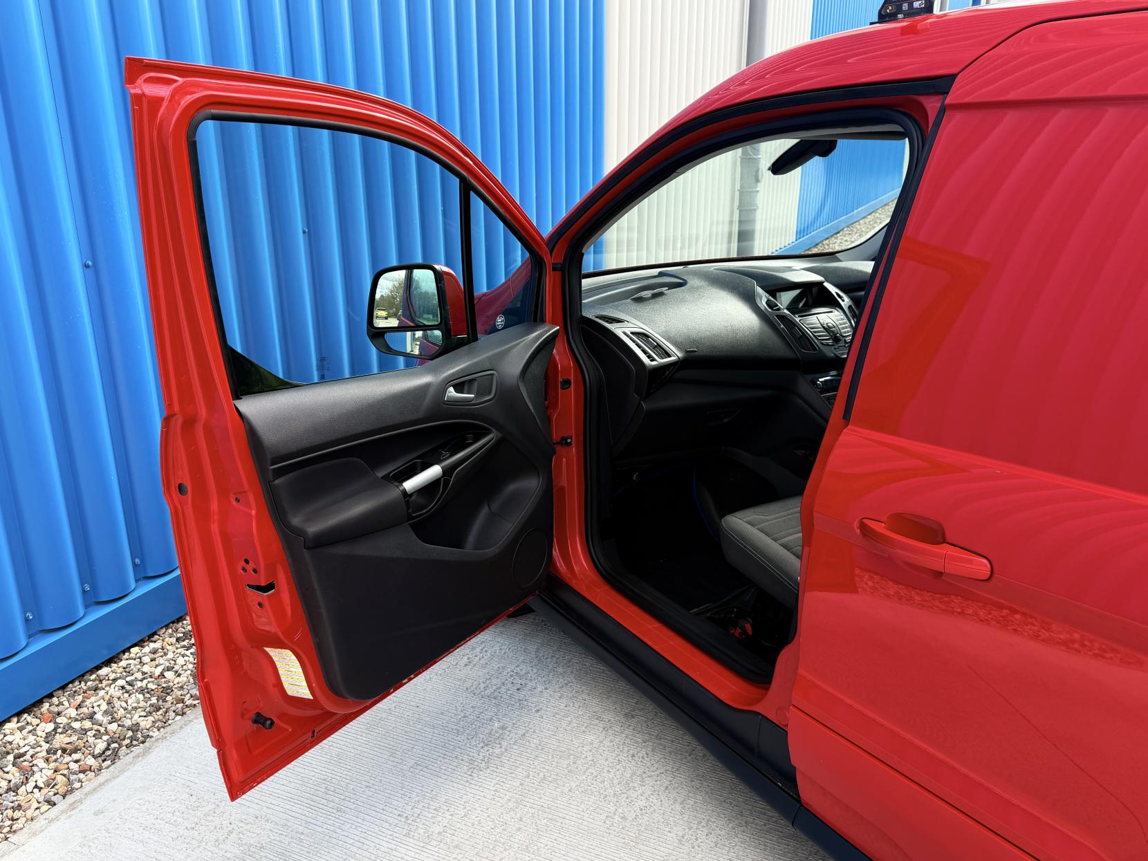 Ford Transit Connect 1.6 TDCi 200 Limited Panel Van 4dr Diesel Manual L1 H1 (124 g/km, 113 bhp)