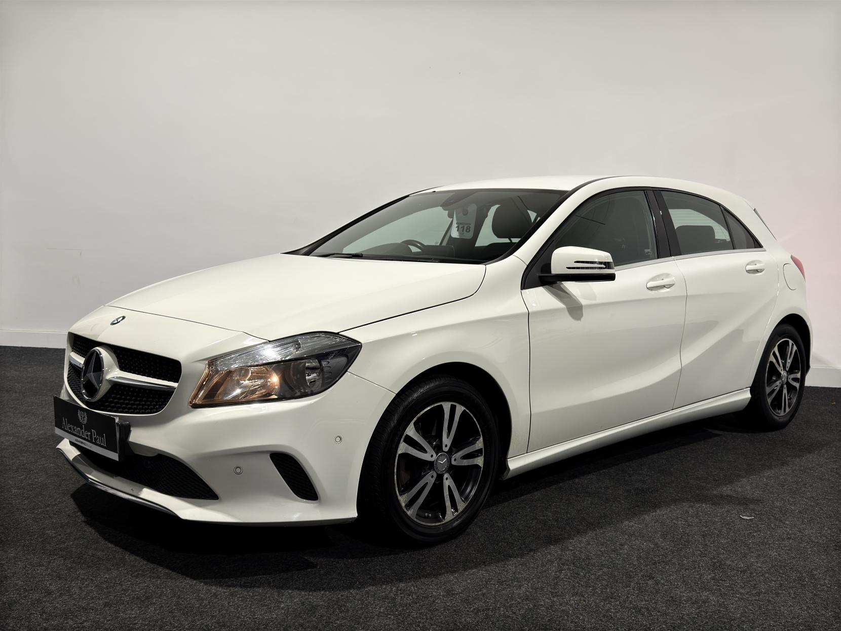 Mercedes-Benz A Class 1.6 A180 SE (Executive) Hatchback 5dr Petrol Manual Euro 6 (s/s) (122 ps)