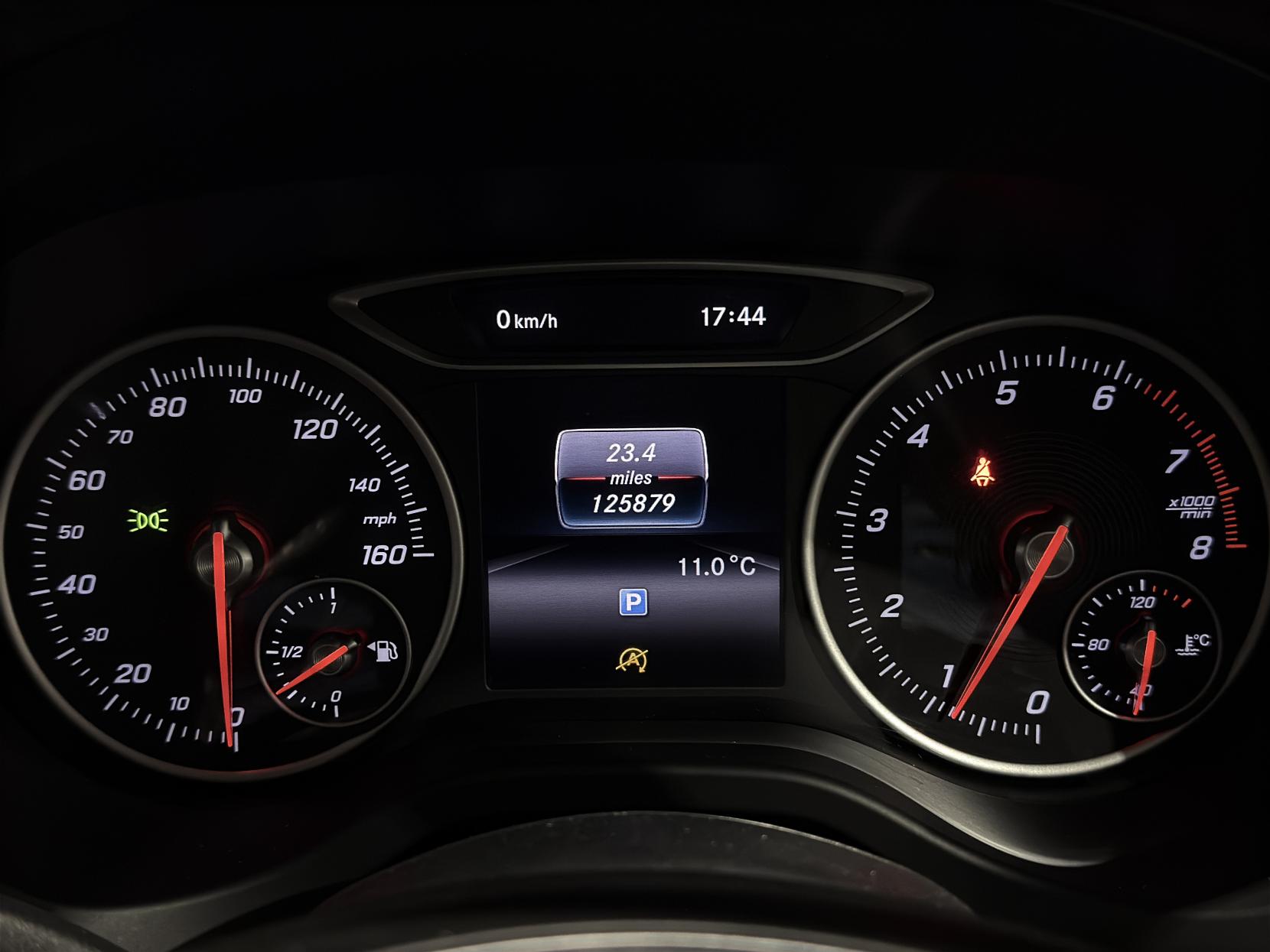 Mercedes-Benz A Class 1.6 A180 SE (Executive) Hatchback 5dr Petrol Manual Euro 6 (s/s) (122 ps)