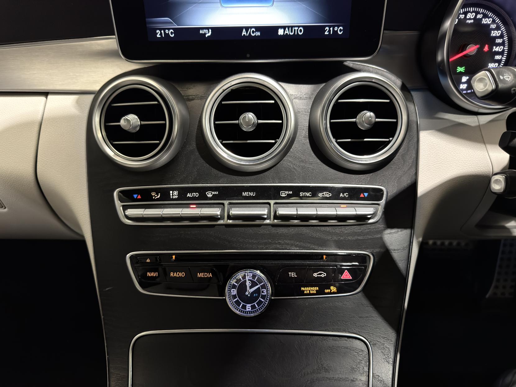 Mercedes-Benz C Class 2.1 C220d AMG Line (Premium Plus) Coupe 2dr Diesel G-Tronic+ Euro 6 (s/s) (170 ps)