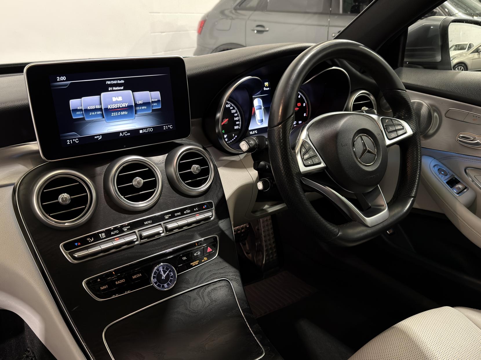 Mercedes-Benz C Class 2.1 C220d AMG Line (Premium Plus) Coupe 2dr Diesel G-Tronic+ Euro 6 (s/s) (170 ps)