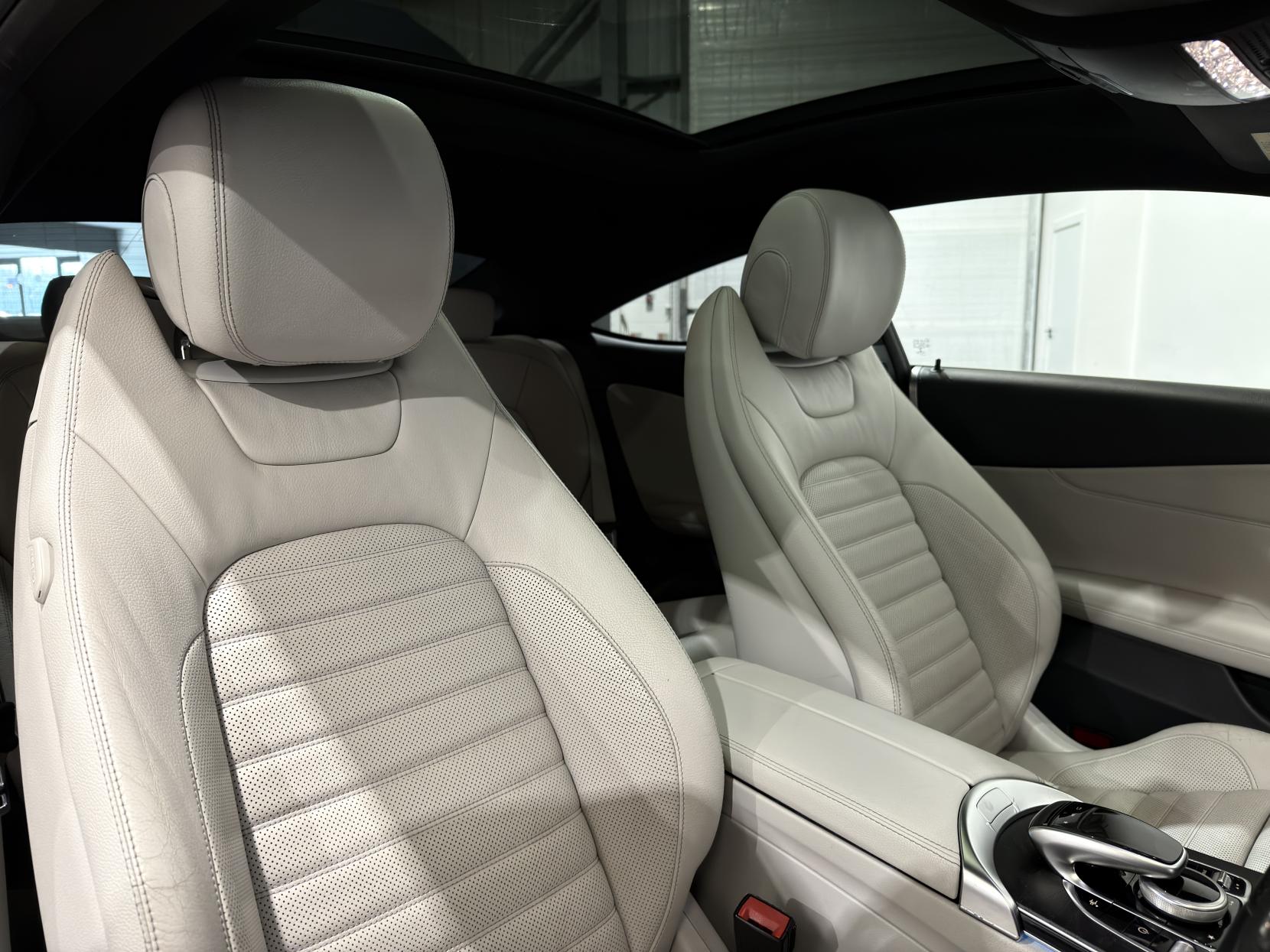 Mercedes-Benz C Class 2.1 C220d AMG Line (Premium Plus) Coupe 2dr Diesel G-Tronic+ Euro 6 (s/s) (170 ps)