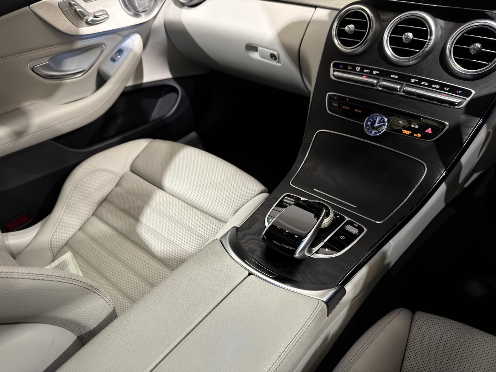 Mercedes-Benz C Class 2.1 C220d AMG Line (Premium Plus) Coupe 2dr Diesel G-Tronic+ Euro 6 (s/s) (170 ps)