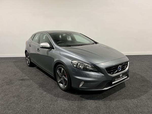 Volvo V40 1.6 D2 R-Design Hatchback 5dr Diesel Manual Euro 5 (s/s) (115 ps)