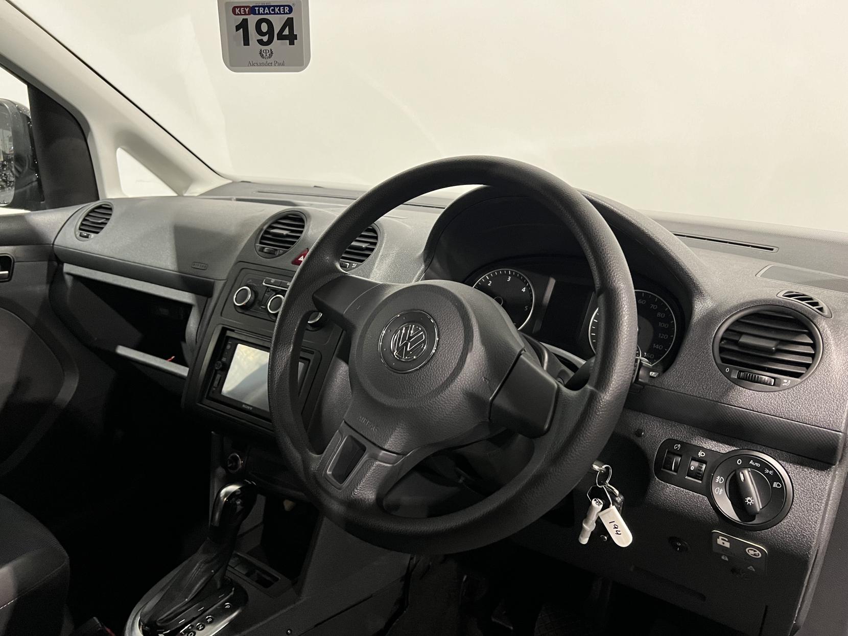 Volkswagen Caddy Life 1.6 TDI CR MPV 5dr Diesel DSG Euro 5 (102 ps)