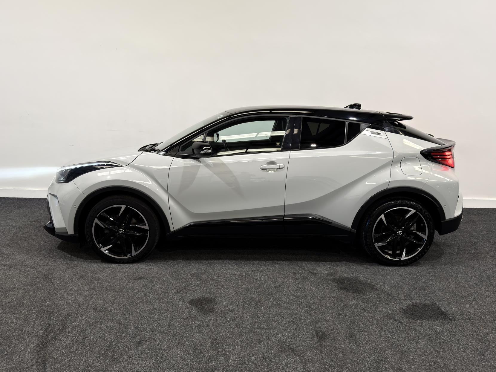 Toyota C-HR 2.0 VVT-h GR SPORT SUV 5dr Petrol Hybrid CVT Euro 6 (s/s) (184 ps)