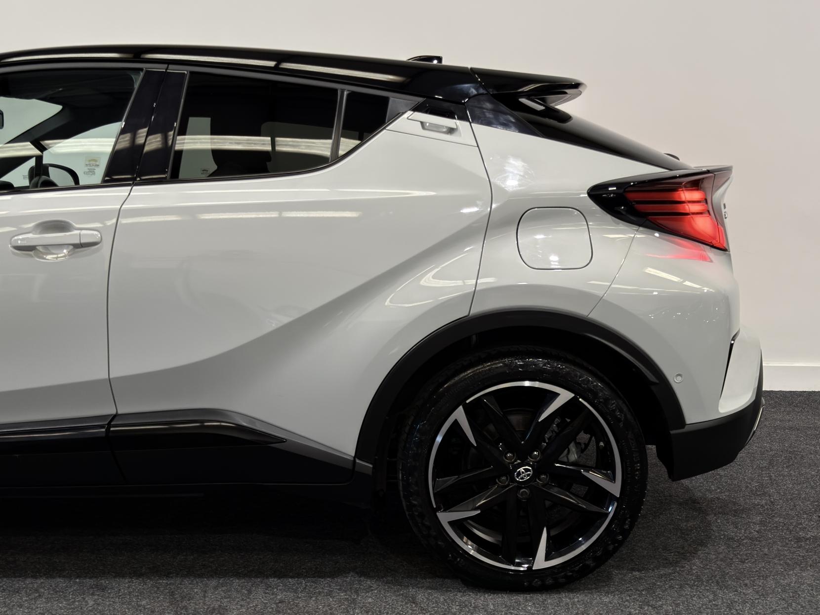 Toyota C-HR 2.0 VVT-h GR SPORT SUV 5dr Petrol Hybrid CVT Euro 6 (s/s) (184 ps)