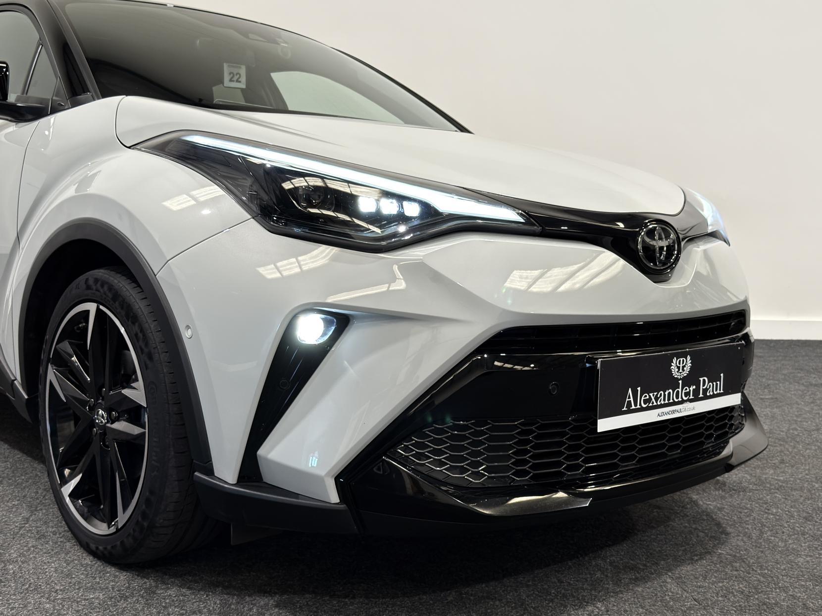 Toyota C-HR 2.0 VVT-h GR SPORT SUV 5dr Petrol Hybrid CVT Euro 6 (s/s) (184 ps)