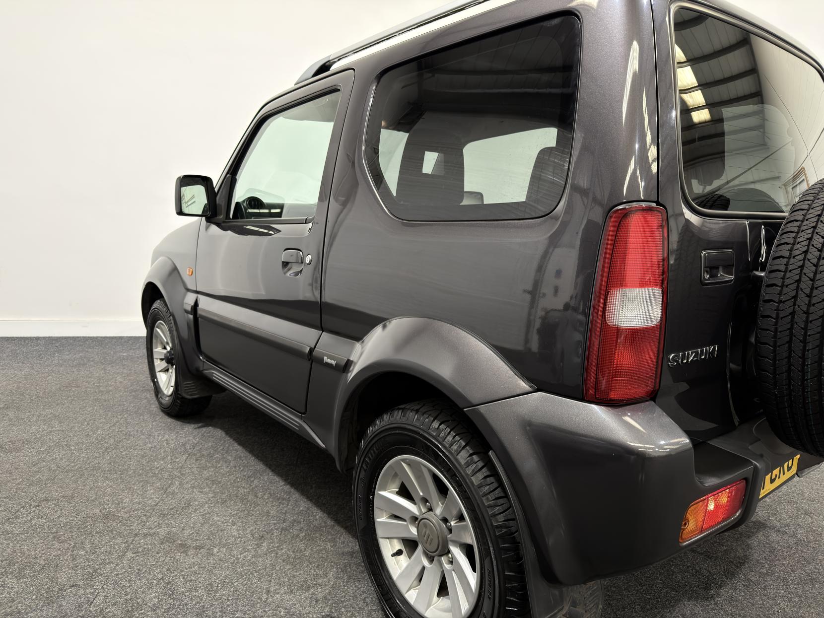 Suzuki Jimny 1.3 SZ4 SUV 3dr Petrol Manual (162 g/km, 83 bhp)
