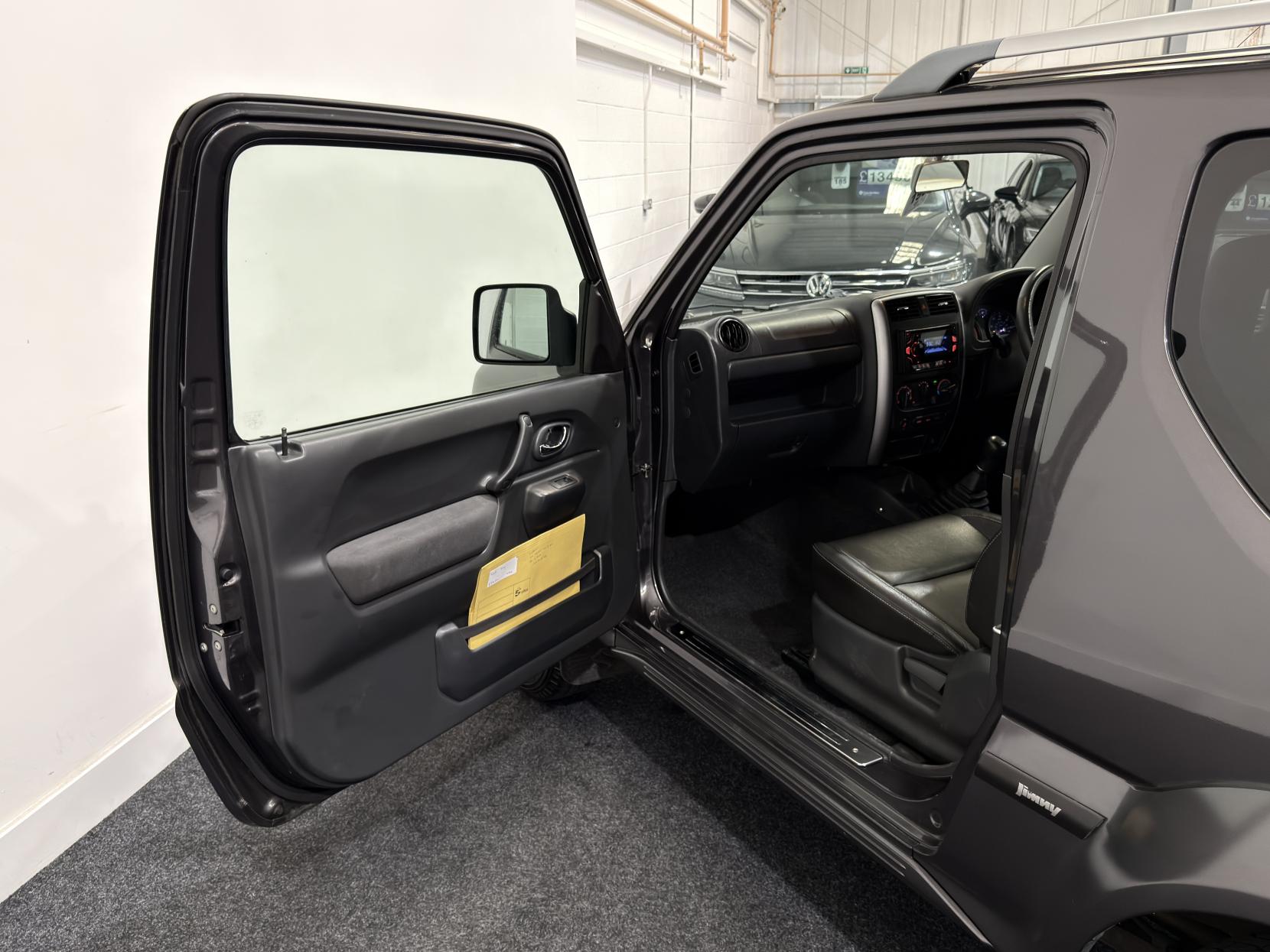 Suzuki Jimny 1.3 SZ4 SUV 3dr Petrol Manual (162 g/km, 83 bhp)