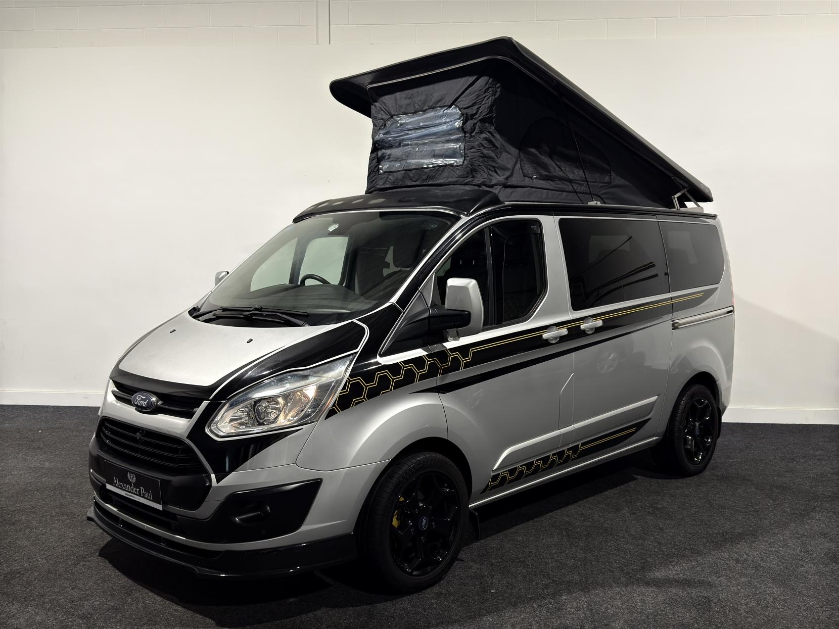 Ford Transit Custom 2.2 TDCi 270 Limited Panel Van 5dr Diesel Manual L1 H1 (186 g/km, 123 bhp)