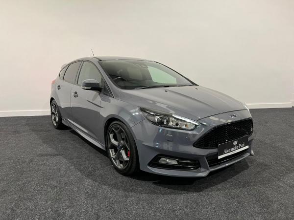 Ford Focus 2.0 TDCi ST-3 Hatchback 5dr Diesel Manual Euro 6 (s/s) (185 ps)