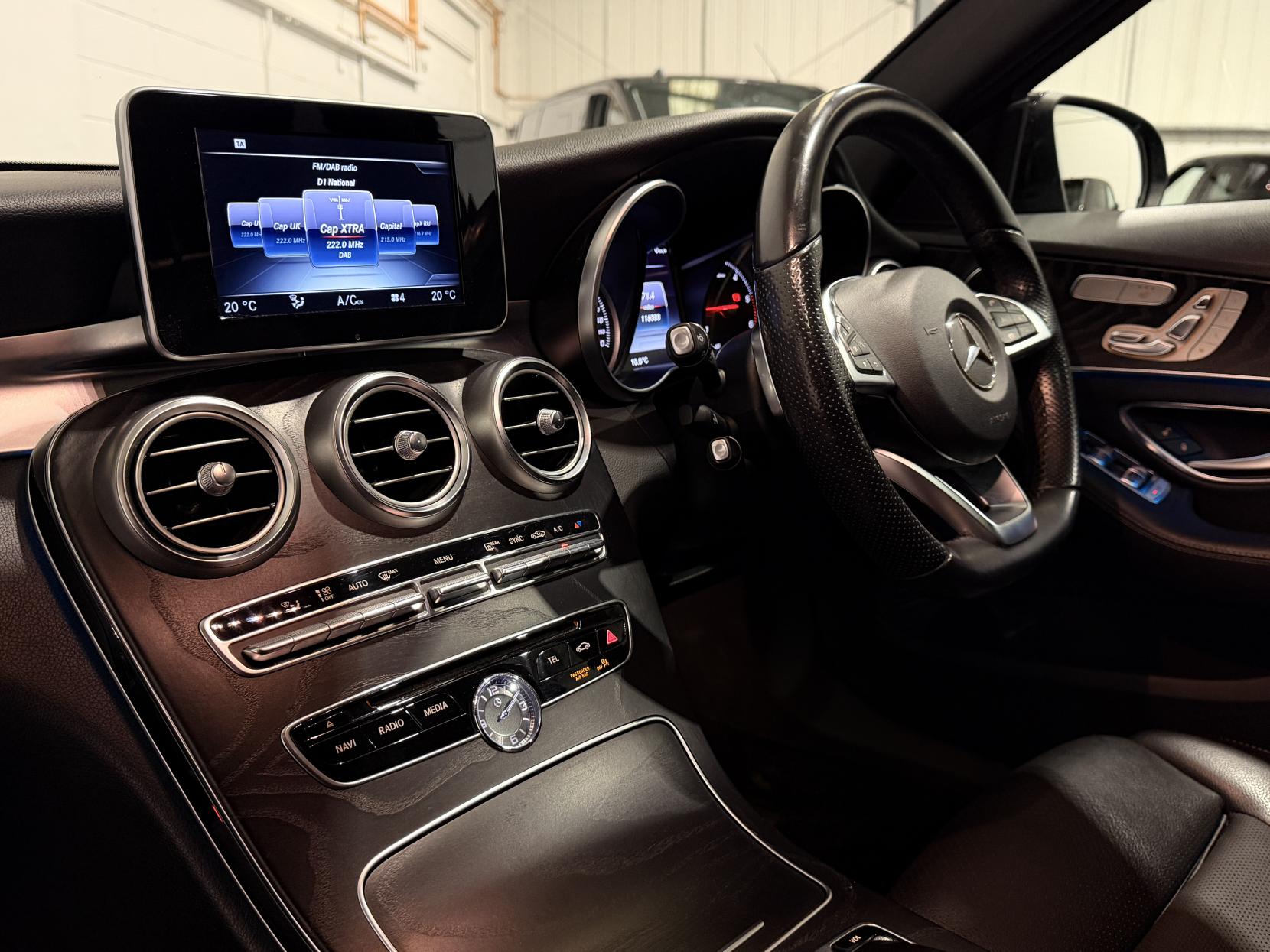 Mercedes-Benz C Class 2.1 C250d AMG Line (Premium) Estate 5dr Diesel 7G-Tronic+ Euro 6 (s/s) (204 ps)