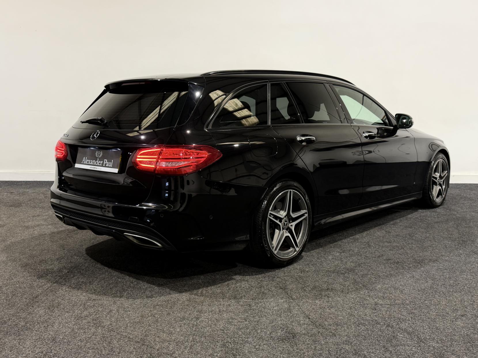 Mercedes-Benz C Class 2.1 C250d AMG Line (Premium) Estate 5dr Diesel 7G-Tronic+ Euro 6 (s/s) (204 ps)