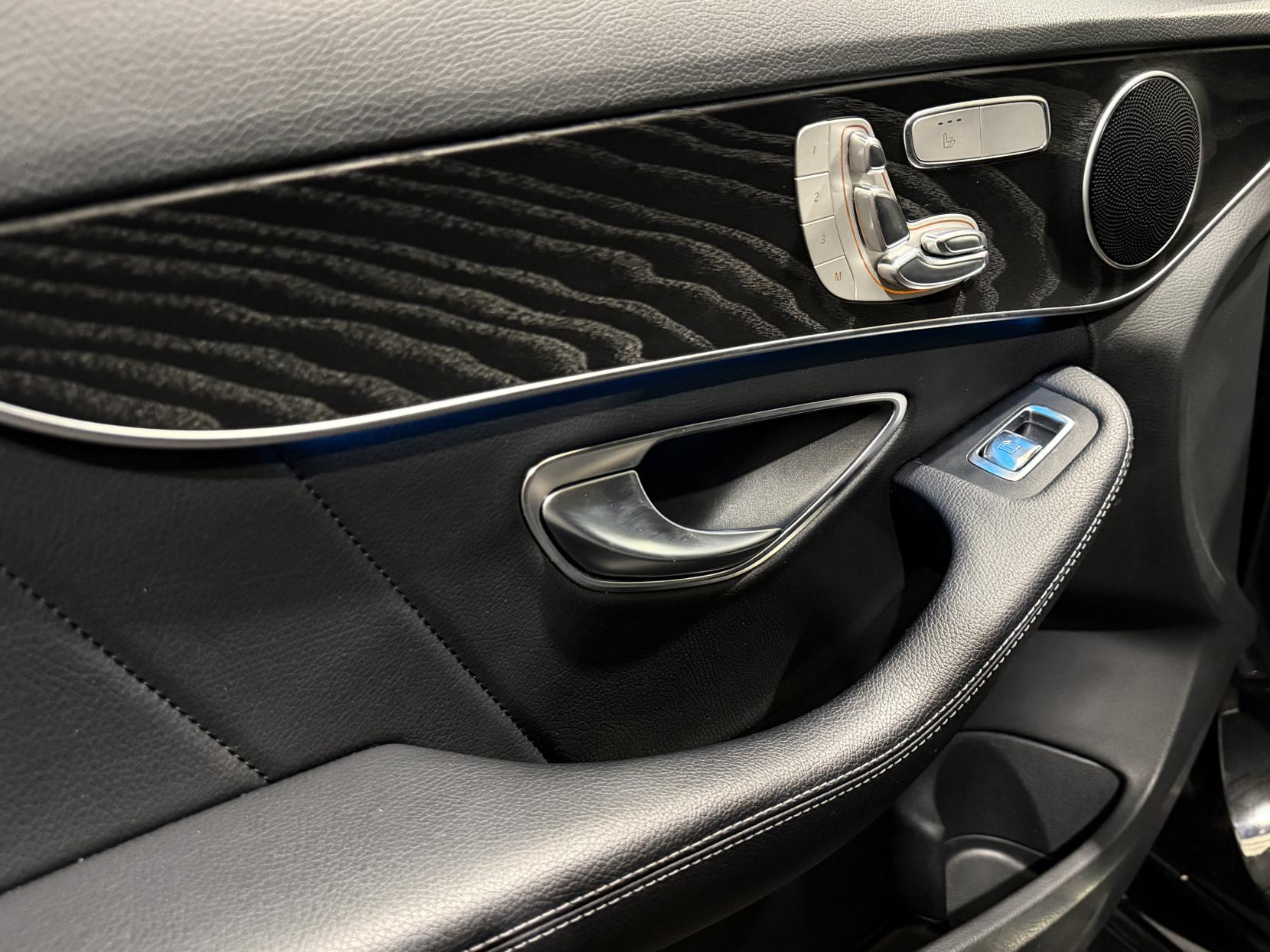 Mercedes-Benz C Class 2.1 C250d AMG Line (Premium) Estate 5dr Diesel 7G-Tronic+ Euro 6 (s/s) (204 ps)