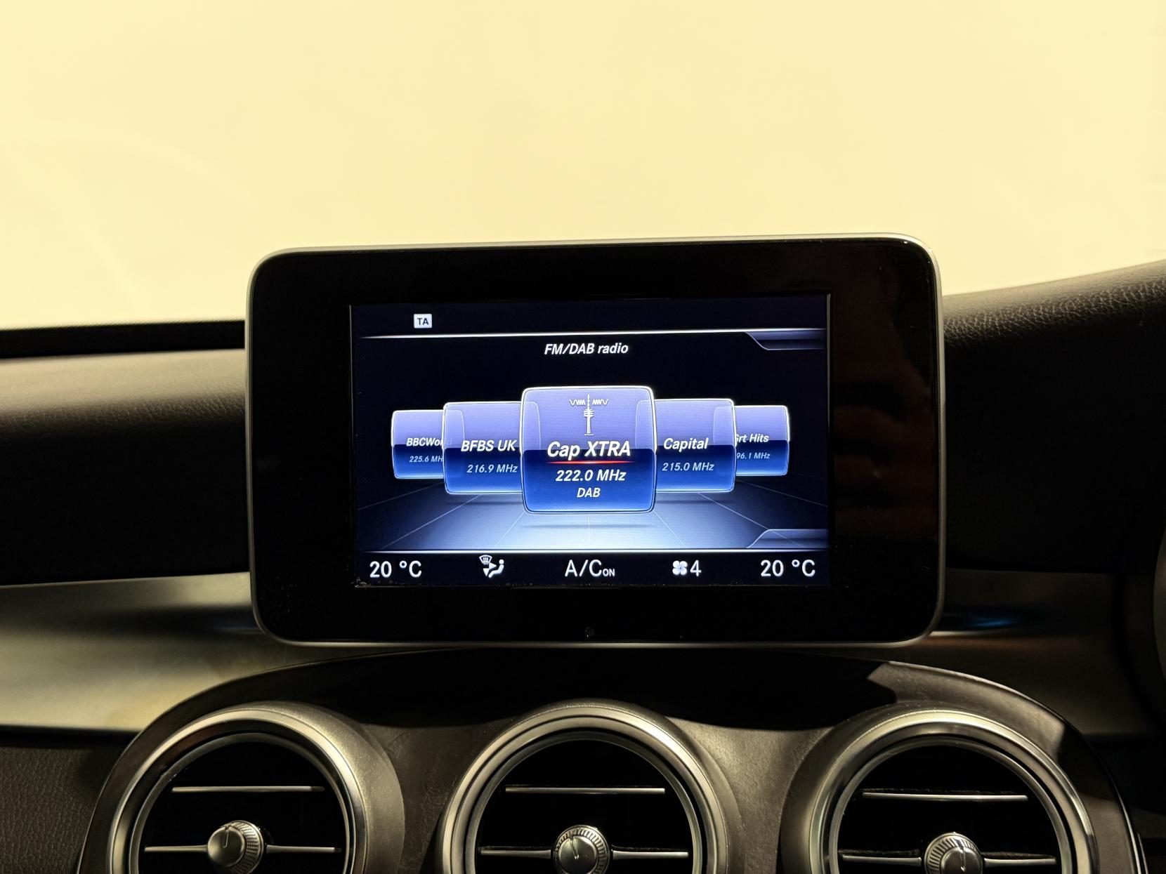 Mercedes-Benz C Class 2.1 C250d AMG Line (Premium) Estate 5dr Diesel 7G-Tronic+ Euro 6 (s/s) (204 ps)