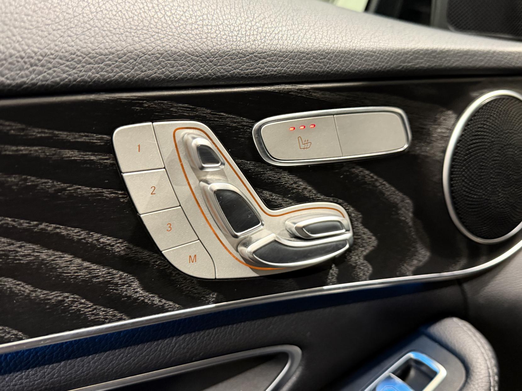 Mercedes-Benz C Class 2.1 C250d AMG Line (Premium) Estate 5dr Diesel 7G-Tronic+ Euro 6 (s/s) (204 ps)