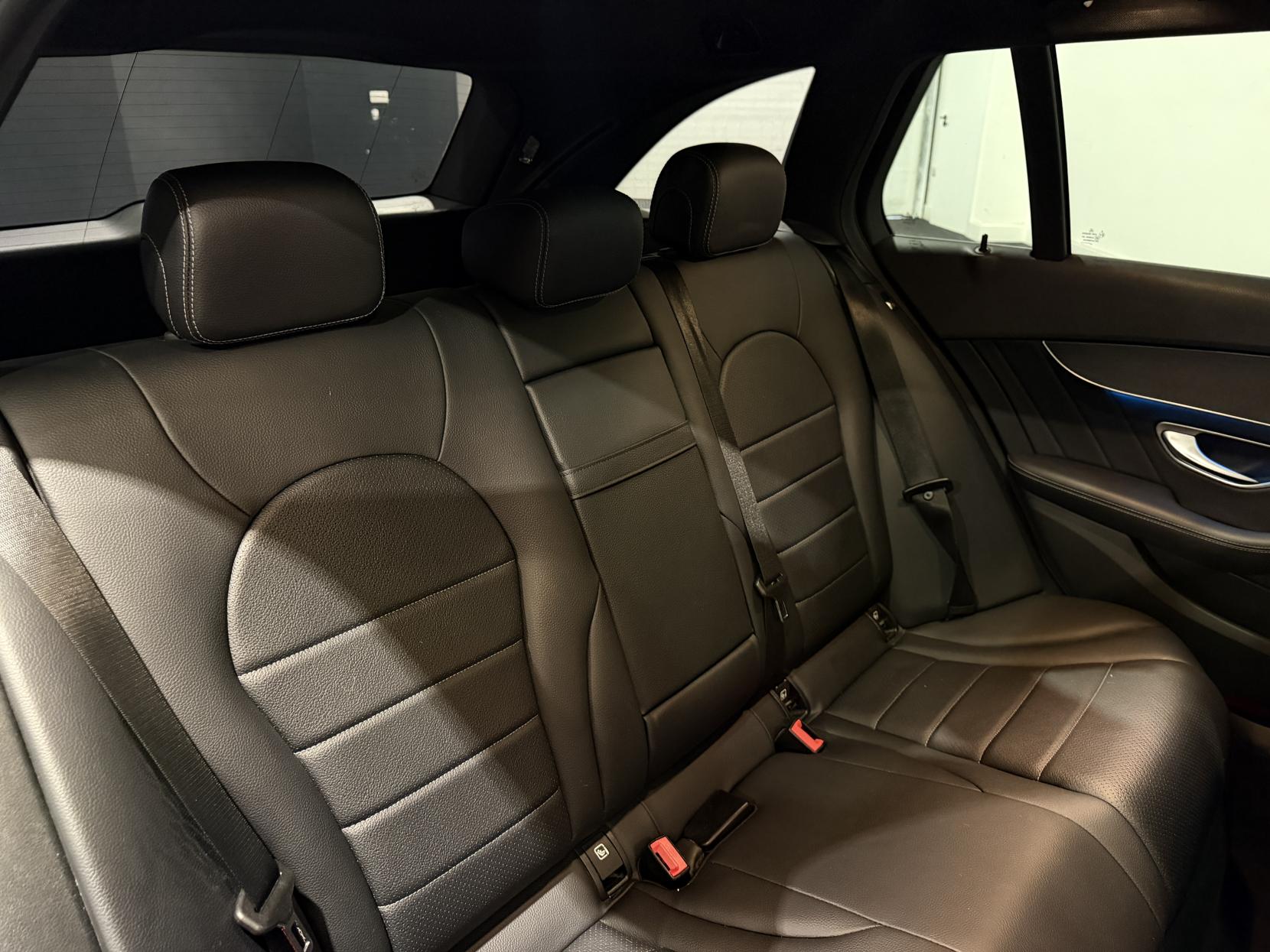 Mercedes-Benz C Class 2.1 C250d AMG Line (Premium) Estate 5dr Diesel 7G-Tronic+ Euro 6 (s/s) (204 ps)