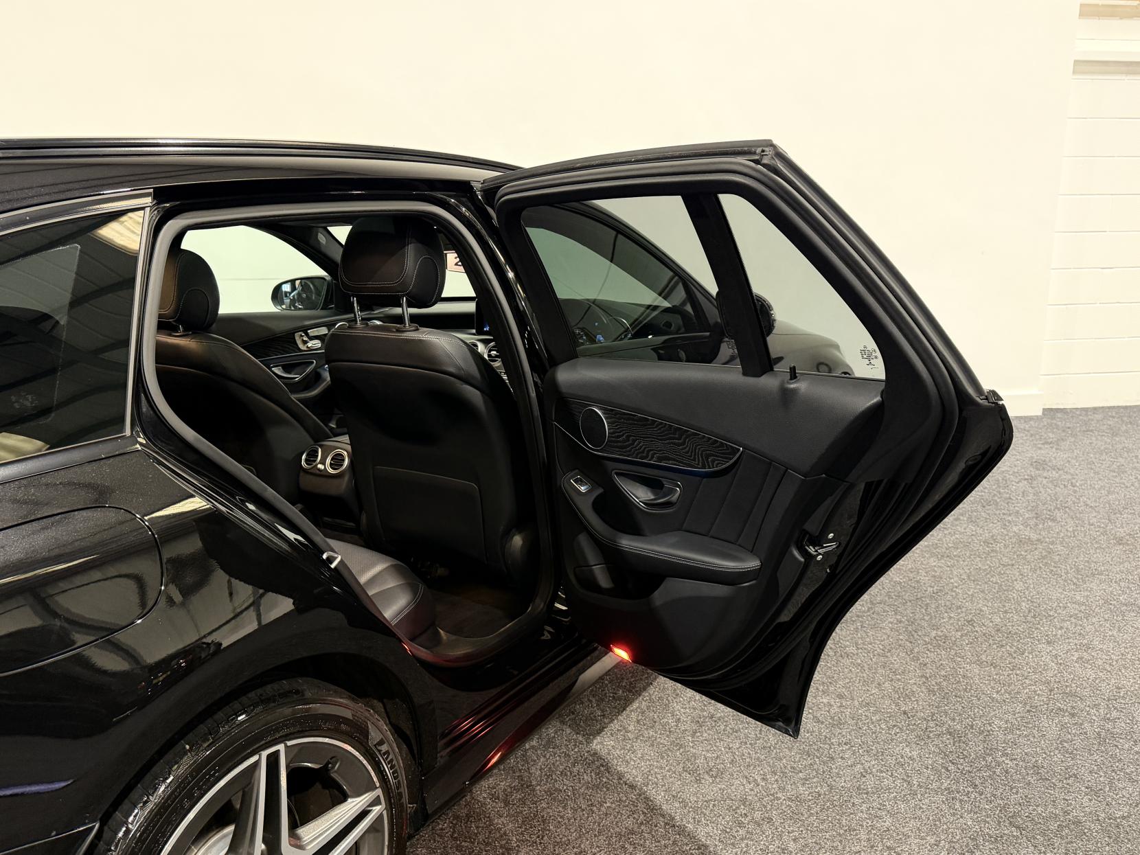 Mercedes-Benz C Class 2.1 C250d AMG Line (Premium) Estate 5dr Diesel 7G-Tronic+ Euro 6 (s/s) (204 ps)