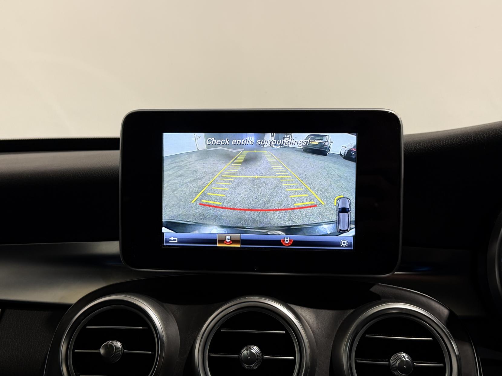 Mercedes-Benz C Class 2.1 C250d AMG Line (Premium) Estate 5dr Diesel 7G-Tronic+ Euro 6 (s/s) (204 ps)