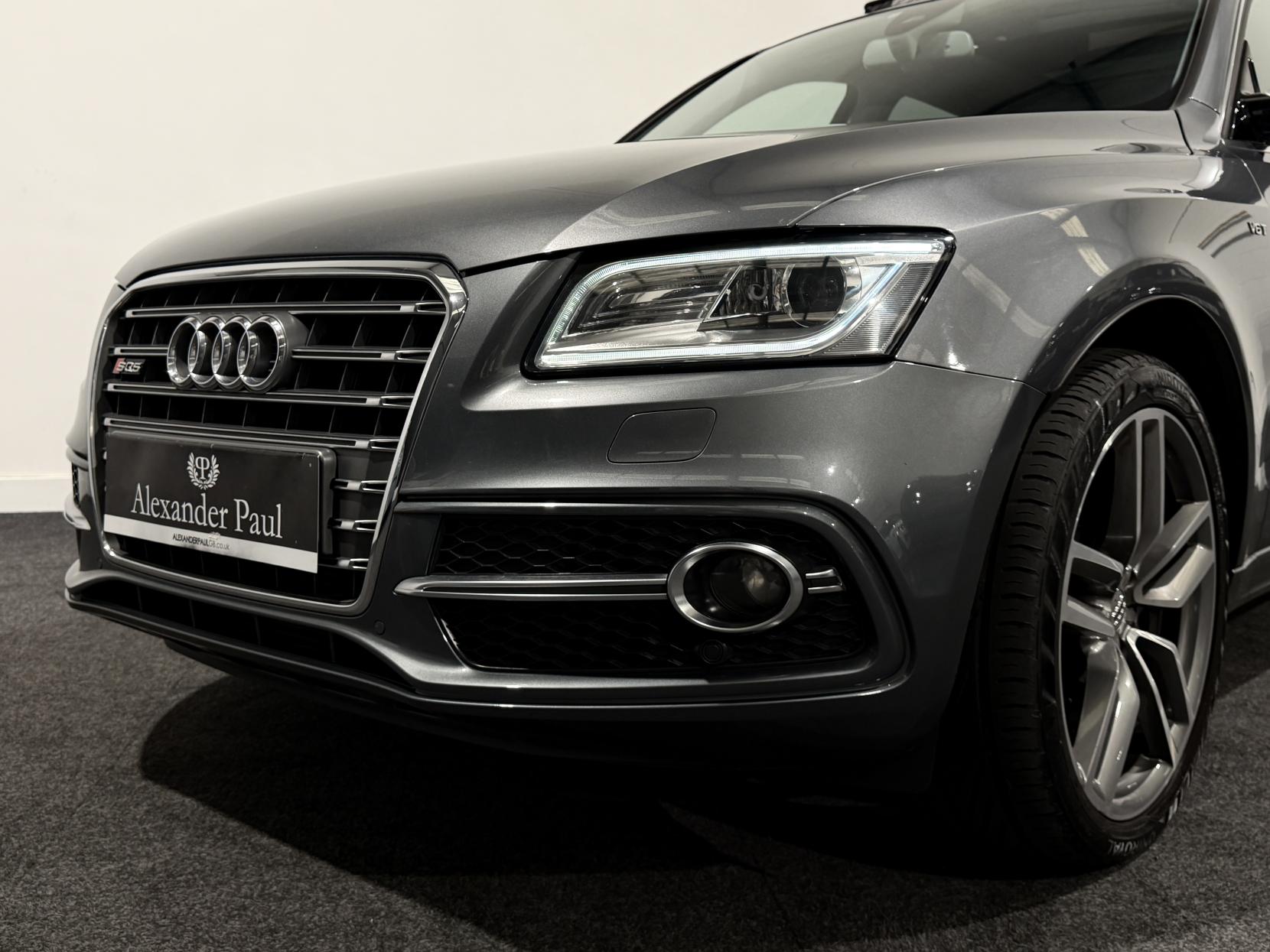 Audi SQ5 3.0 BiTDI V6 SUV 5dr Diesel Tiptronic quattro Euro 5 (s/s) (313 ps)