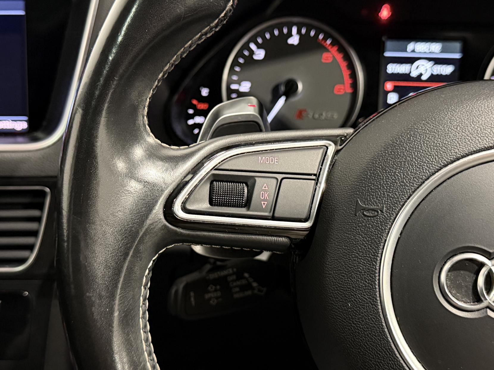 Audi SQ5 3.0 BiTDI V6 SUV 5dr Diesel Tiptronic quattro Euro 5 (s/s) (313 ps)