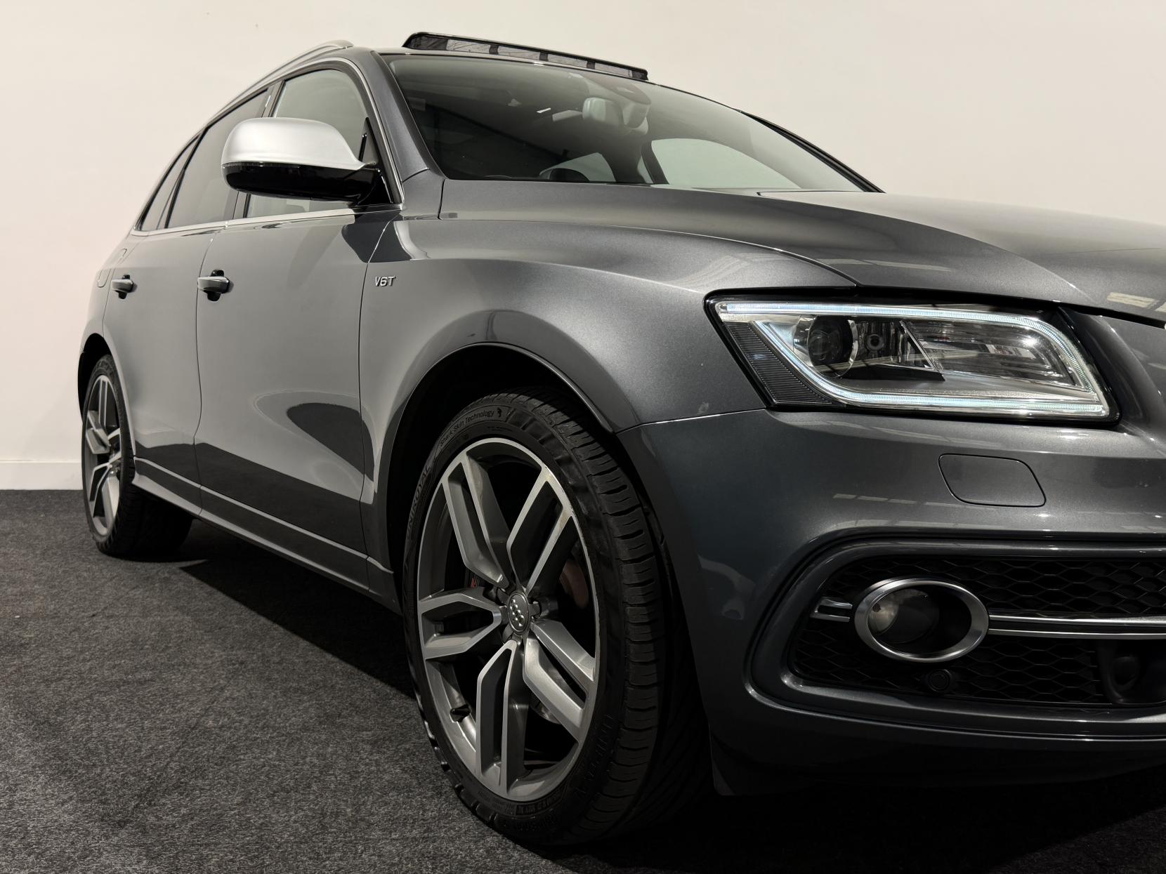 Audi SQ5 3.0 BiTDI V6 SUV 5dr Diesel Tiptronic quattro Euro 5 (s/s) (313 ps)