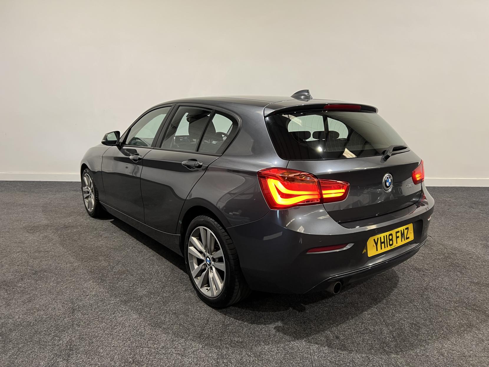 BMW 1 Series 1.5 118i Sport Hatchback 5dr Petrol Manual Euro 6 (s/s) (136 ps)