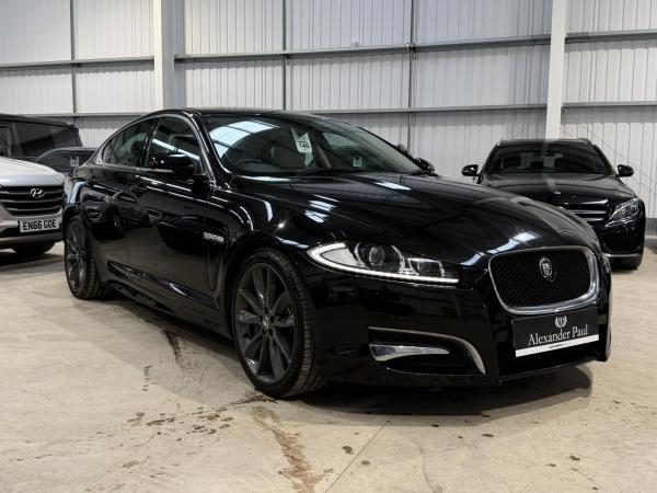 Jaguar XF 3.0d S V6 Portfolio Saloon 4dr Diesel Auto Euro 5 (275 ps)