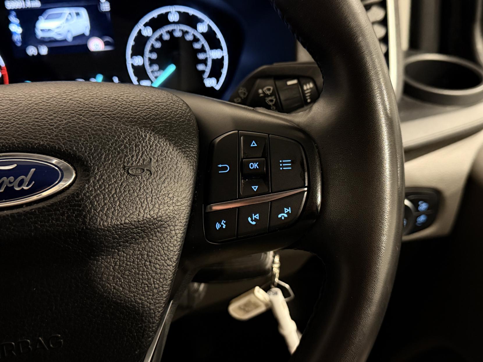 Ford Transit Custom 2.0 320 EcoBlue Sport Crew Van Double Cab 5dr Diesel Auto L1 H1 Euro 6 (170 ps)