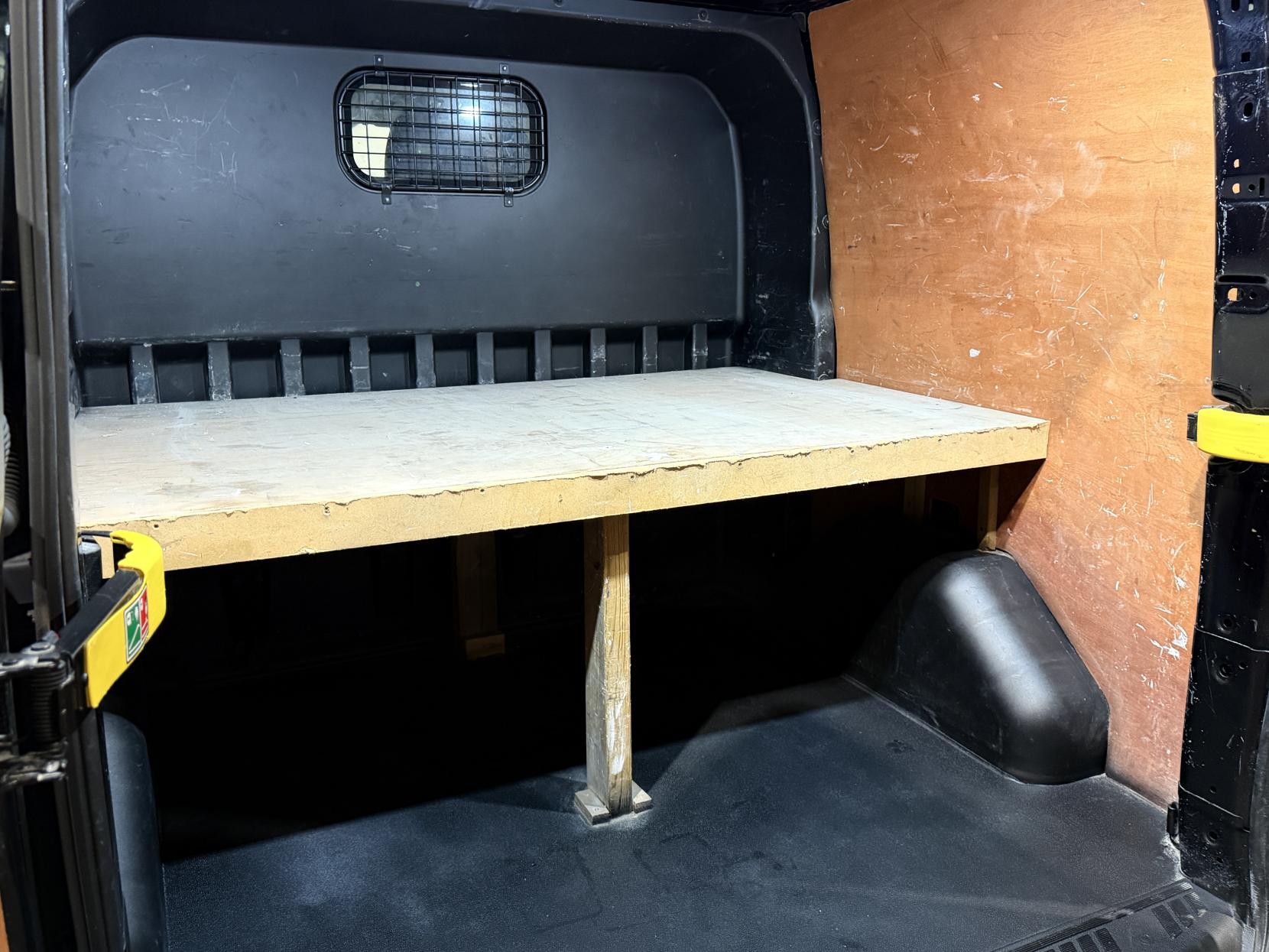 Ford Transit Custom 2.0 320 EcoBlue Sport Crew Van Double Cab 5dr Diesel Auto L1 H1 Euro 6 (170 ps)