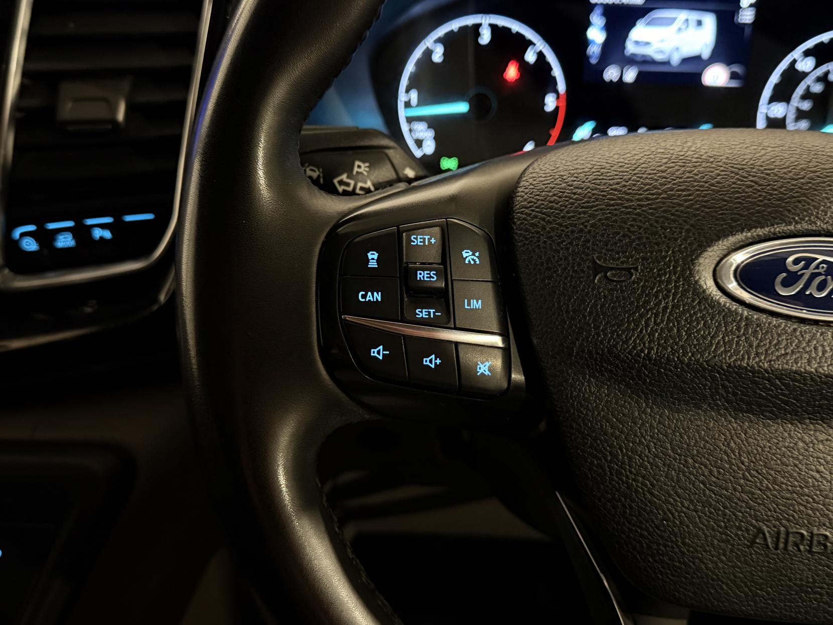 Ford Transit Custom 2.0 320 EcoBlue Sport Crew Van Double Cab 5dr Diesel Auto L1 H1 Euro 6 (170 ps)