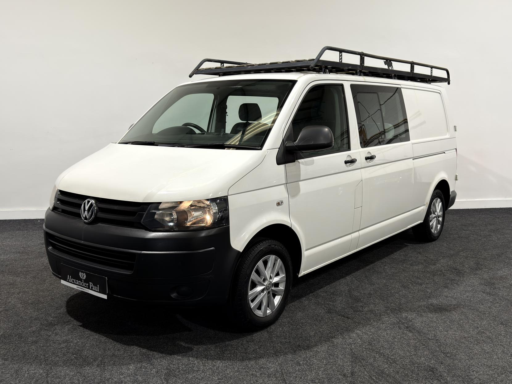 Volkswagen Transporter 2.0 TDI T32 Startline Kombi 4dr Diesel Manual L1 H1 (198 g/km, 138.08 bhp)