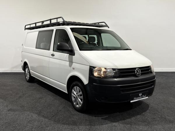 Volkswagen Transporter 2.0 TDI T32 Startline Kombi 4dr Diesel Manual L1 H1 (198 g/km, 138.08 bhp)