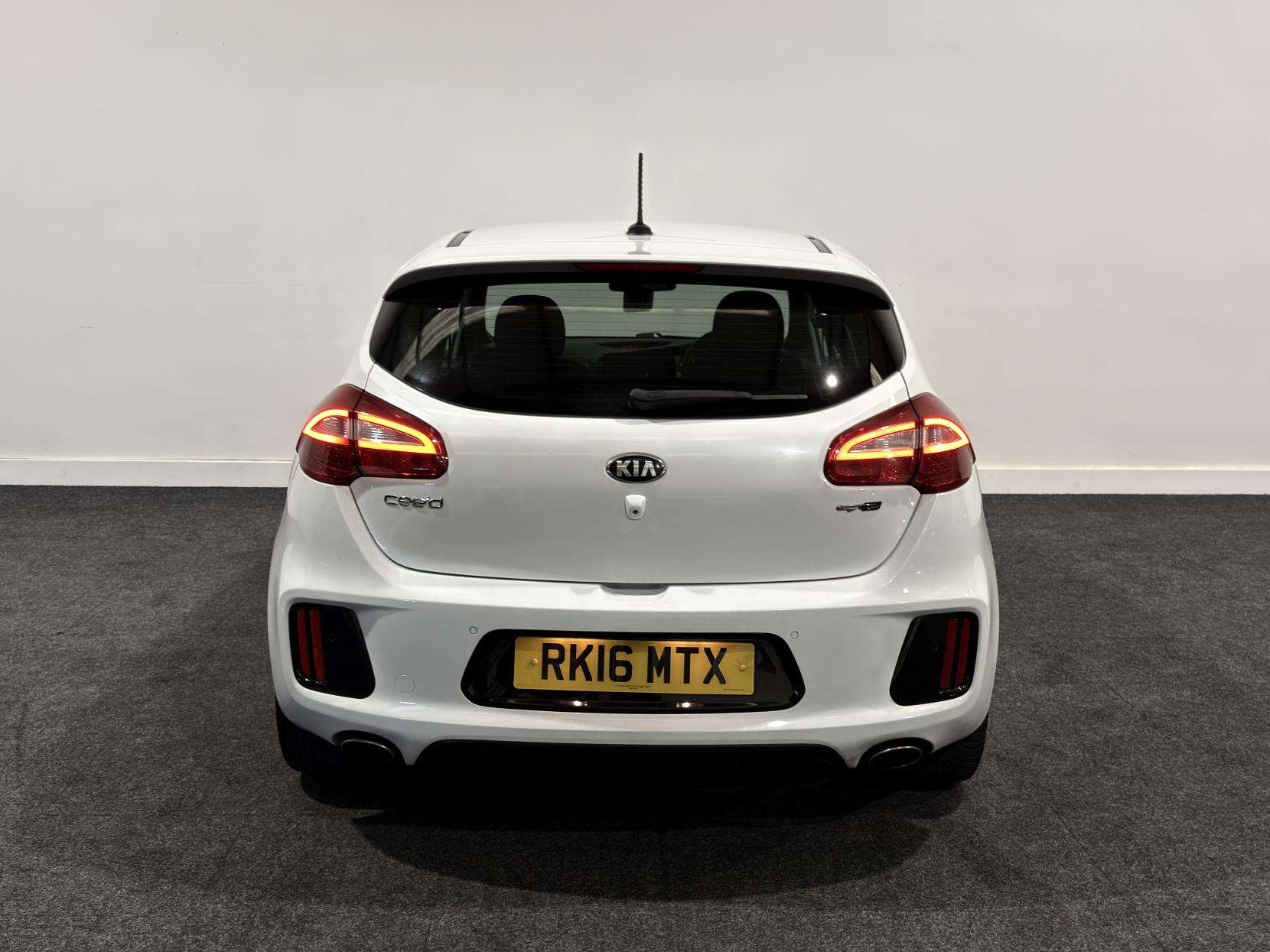 Kia Ceed 1.6 CRDi GT-Line Hatchback 5dr Diesel Manual Euro 6 (s/s) (134 bhp)