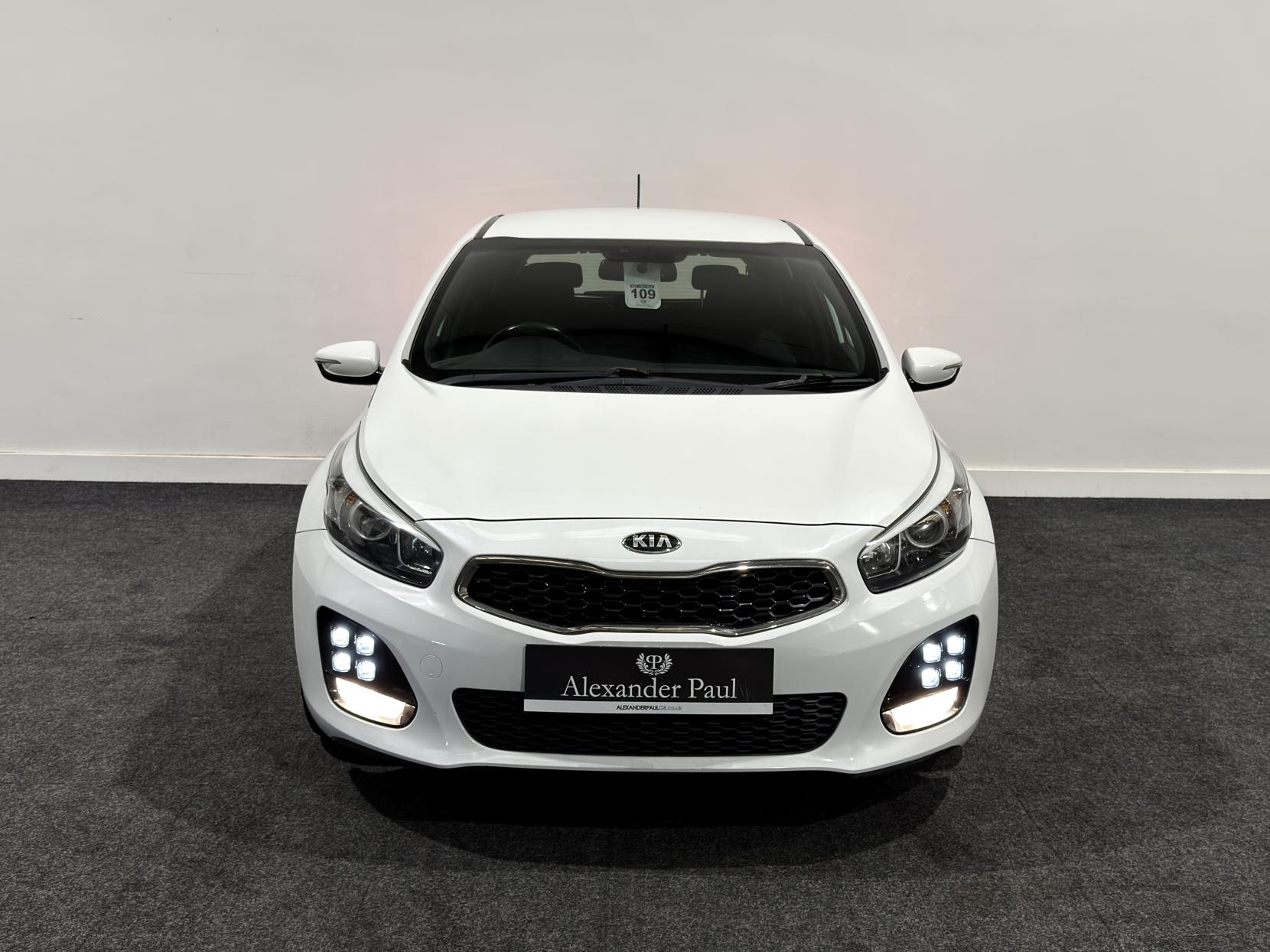 Kia Ceed 1.6 CRDi GT-Line Hatchback 5dr Diesel Manual Euro 6 (s/s) (134 bhp)