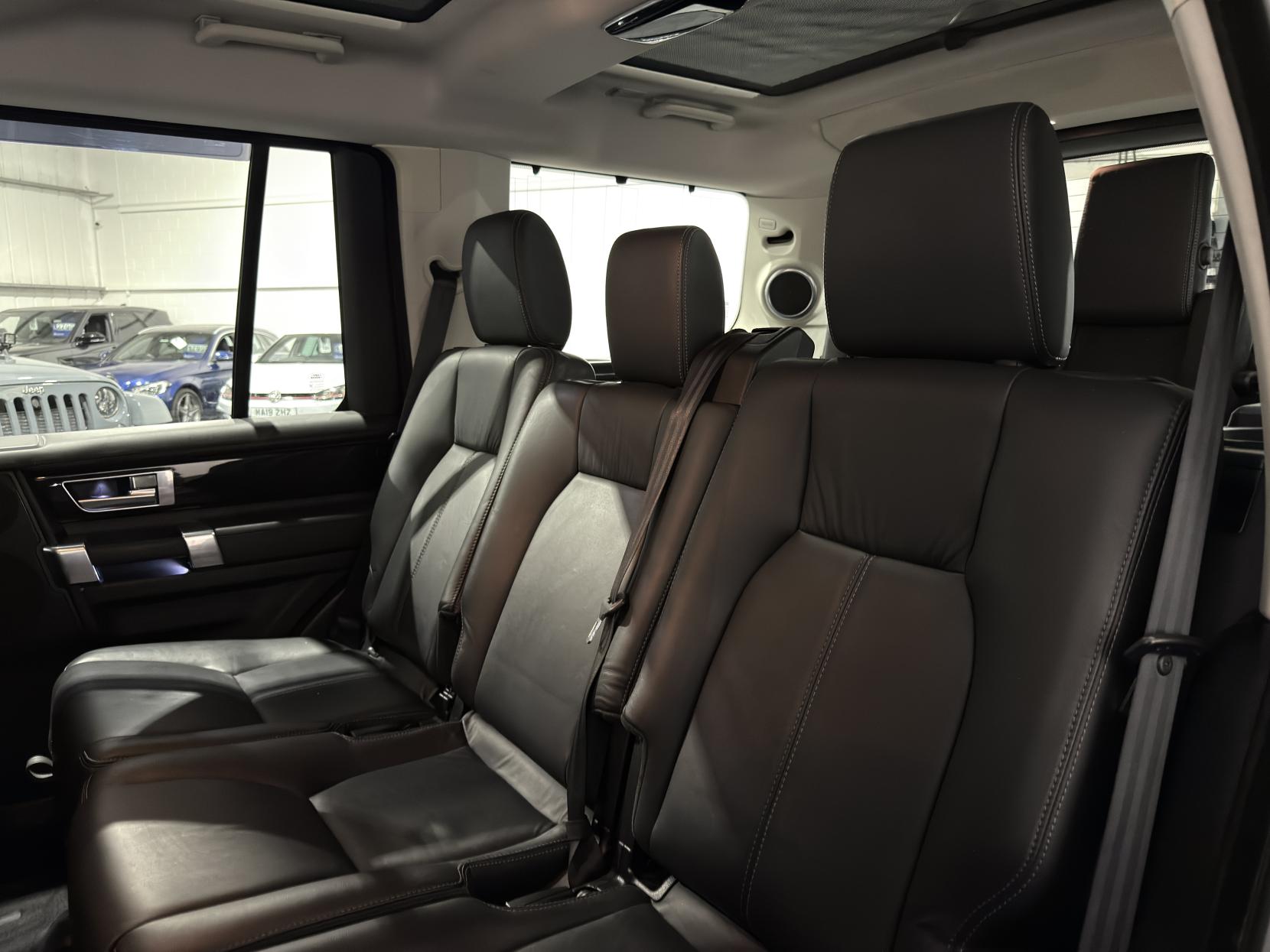Land Rover Discovery 4 3.0 SD V6 Landmark SUV 5dr Diesel Auto 4WD Euro 6 (s/s) (256 bhp)