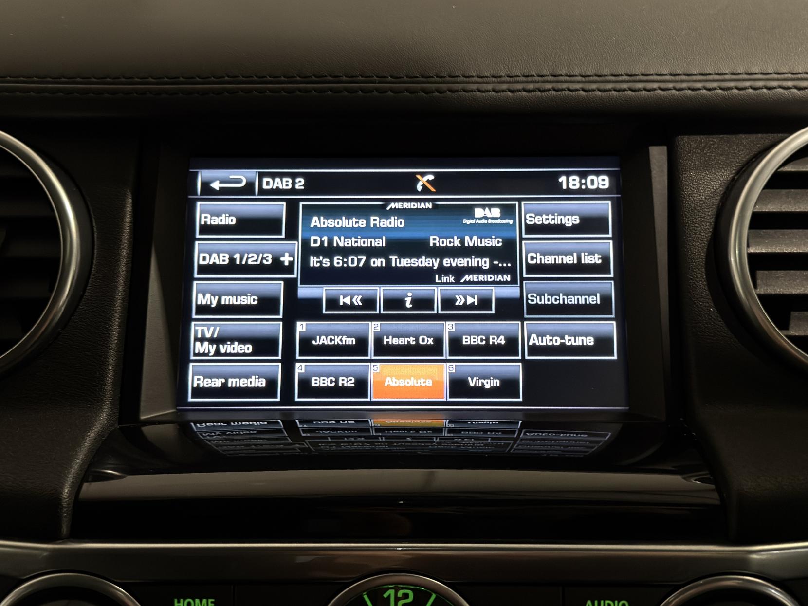 Land Rover Discovery 4 3.0 SD V6 Landmark SUV 5dr Diesel Auto 4WD Euro 6 (s/s) (256 bhp)
