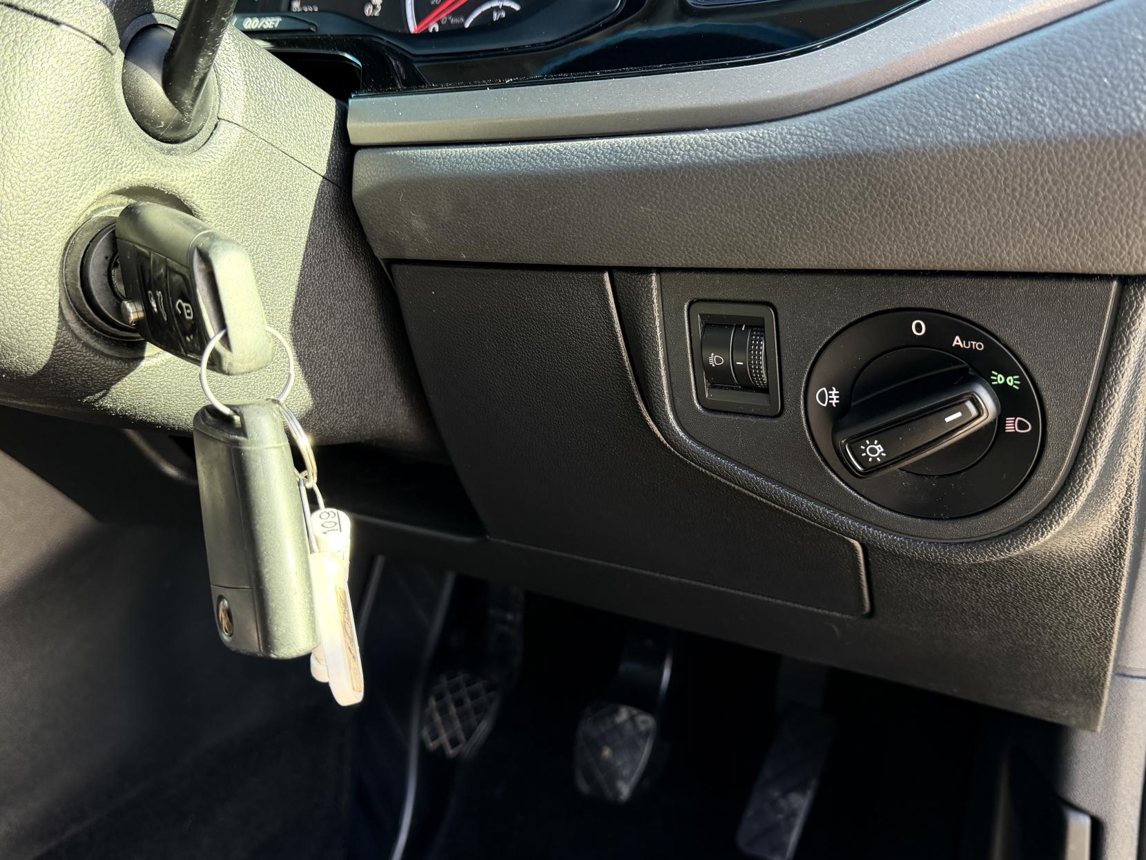 Volkswagen Polo 1.0 TSI SE Hatchback 5dr Petrol Manual Euro 6 (s/s) (95 ps)