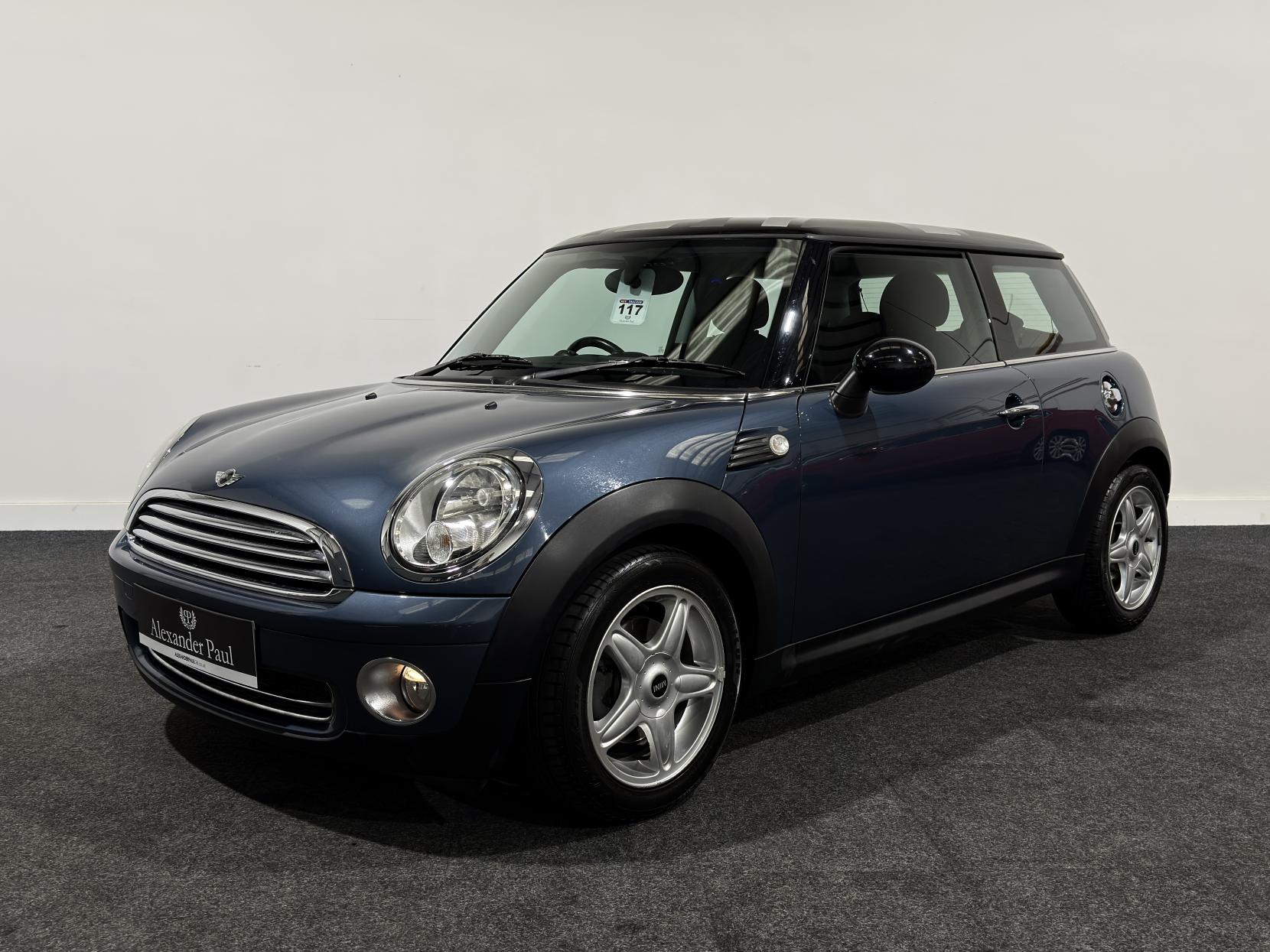 MINI Hatch 1.6 Cooper Hatchback 3dr Petrol Manual Euro 5 (122 ps)