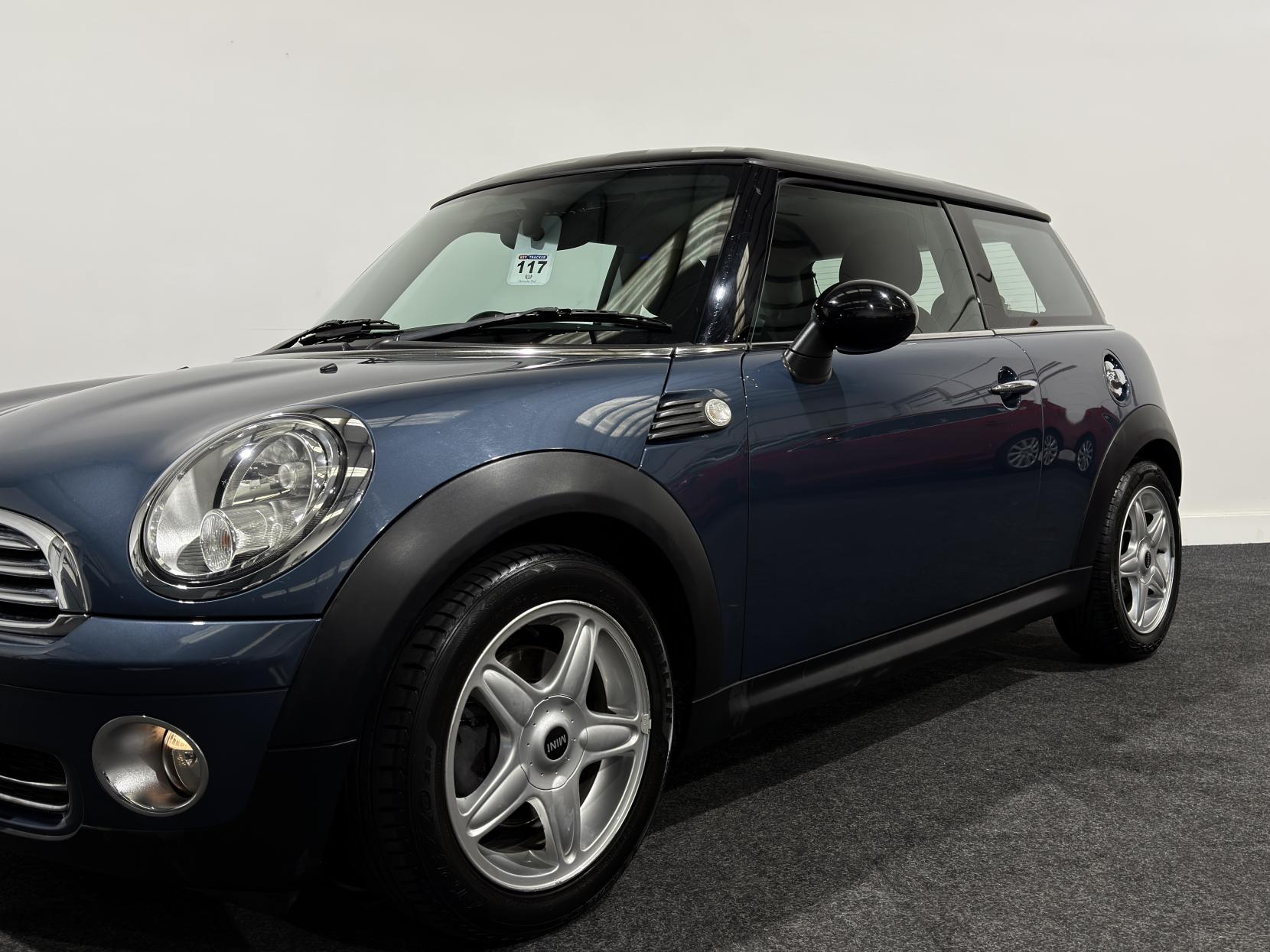 MINI Hatch 1.6 Cooper Hatchback 3dr Petrol Manual Euro 5 (122 ps)