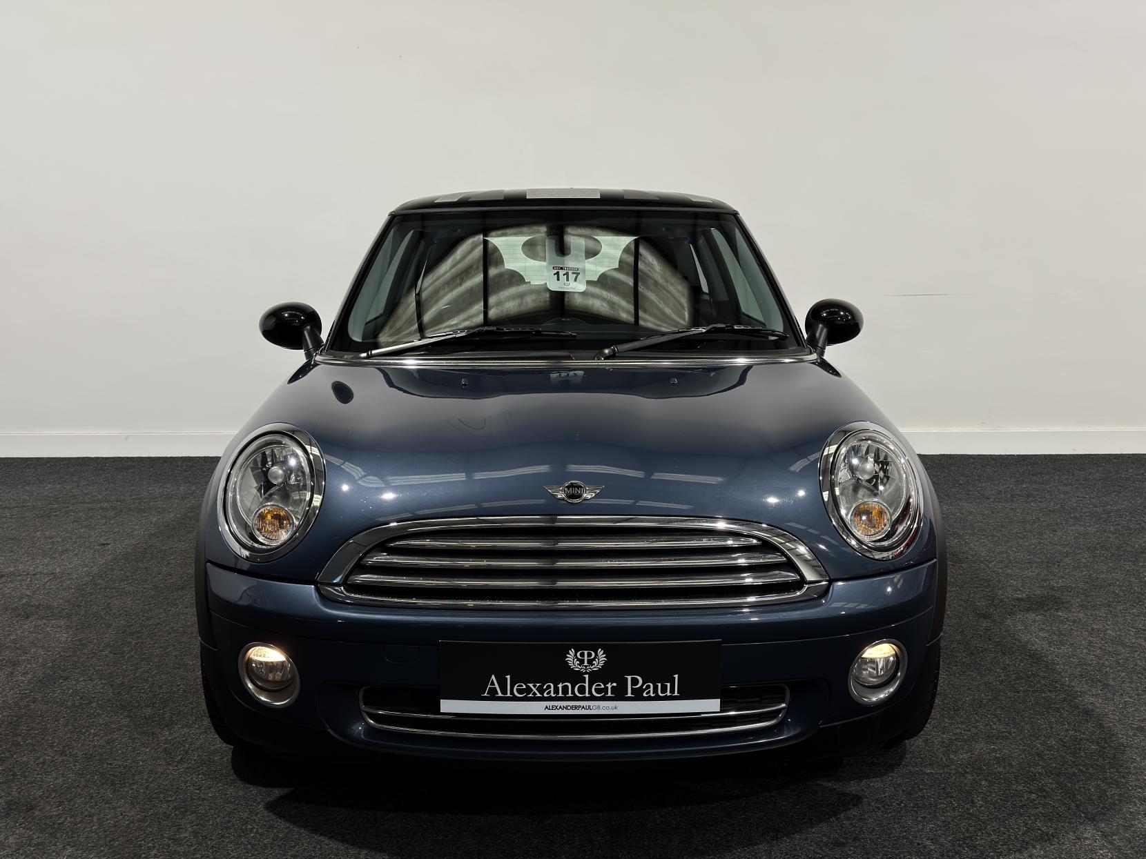 MINI Hatch 1.6 Cooper Hatchback 3dr Petrol Manual Euro 5 (122 ps)