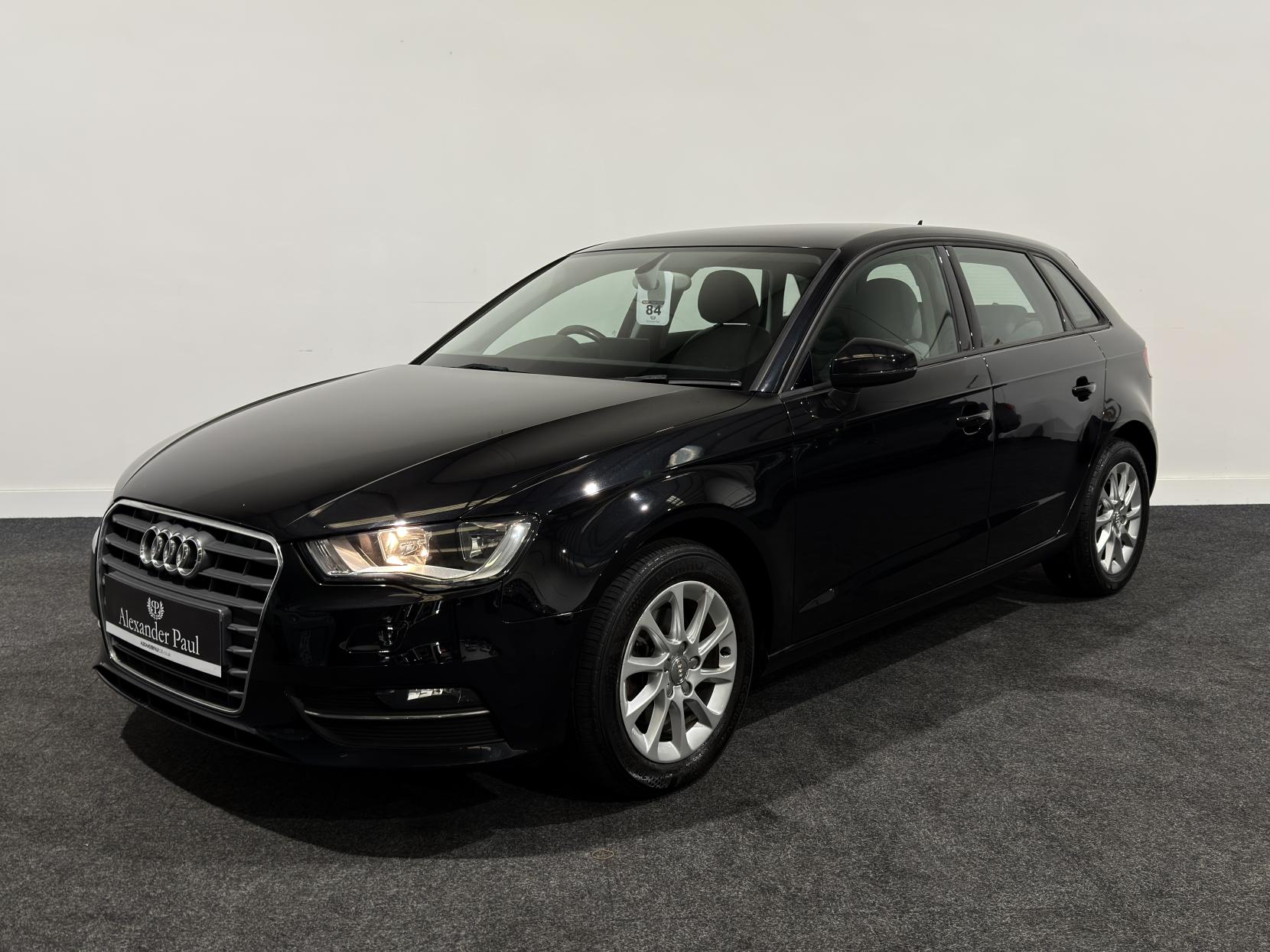 Audi A3 1.6 TDI SE Sportback 5dr Diesel Manual Euro 5 (s/s) (105 ps)