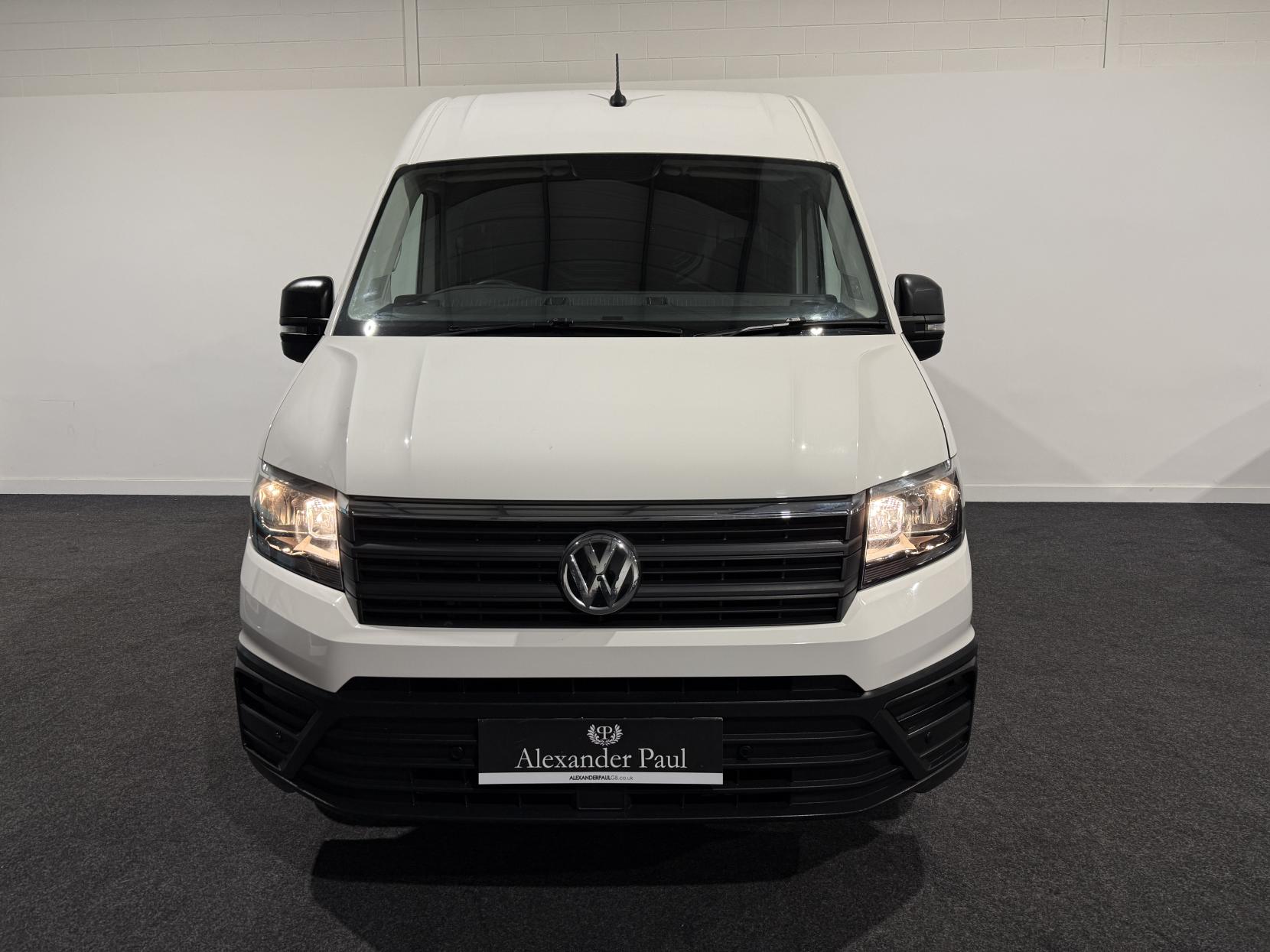 Volkswagen Crafter 2.0 TDI CR35 BlueMotion Tech Trendline Panel Van 5dr Diesel Manual FWD MWB High Roof Euro 6 (s/s) (140 ps)