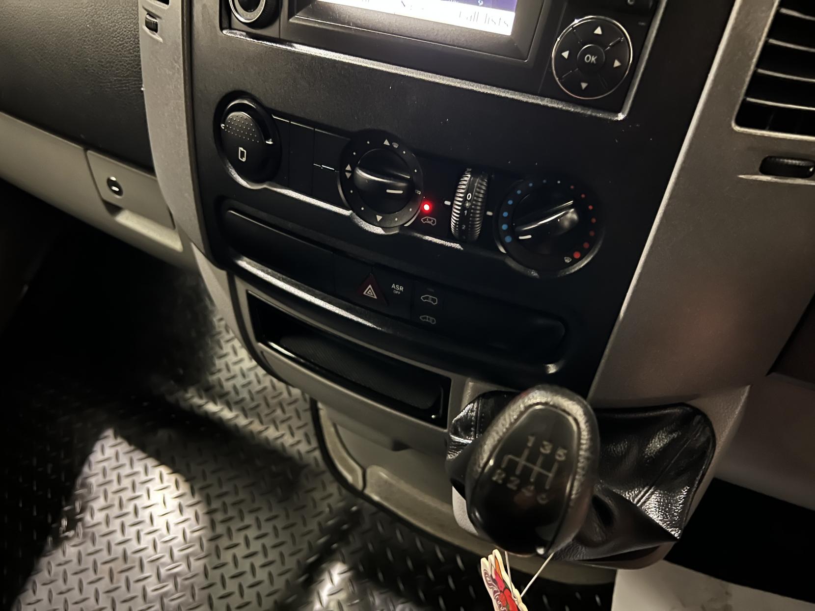 Mercedes-Benz Sprinter 2.1 316 CDi Panel Van 4dr Diesel Manual RWD L1 (163 bhp)