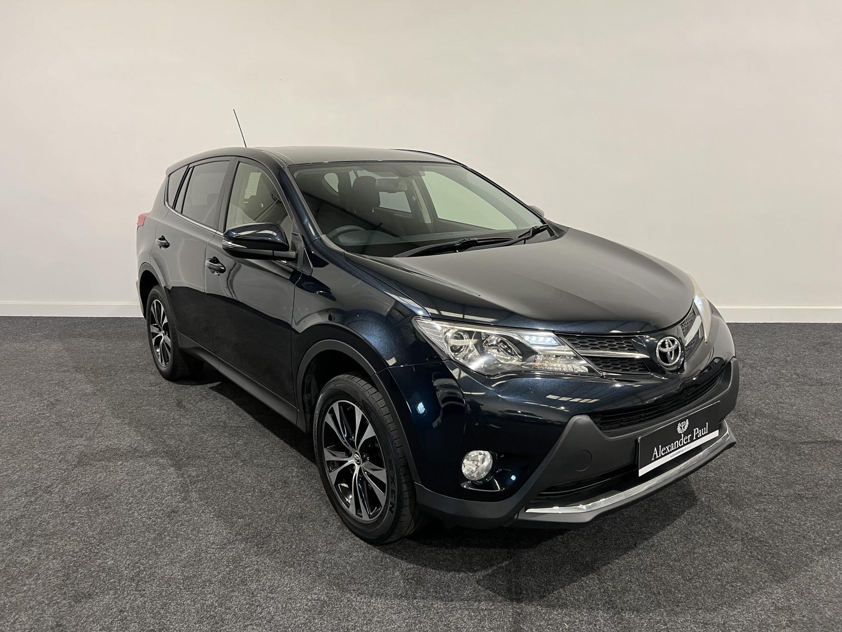 Toyota RAV4 2.0 V-Matic Icon SUV 5dr Petrol Multidrive S 4WD Euro 5 (151 ps)