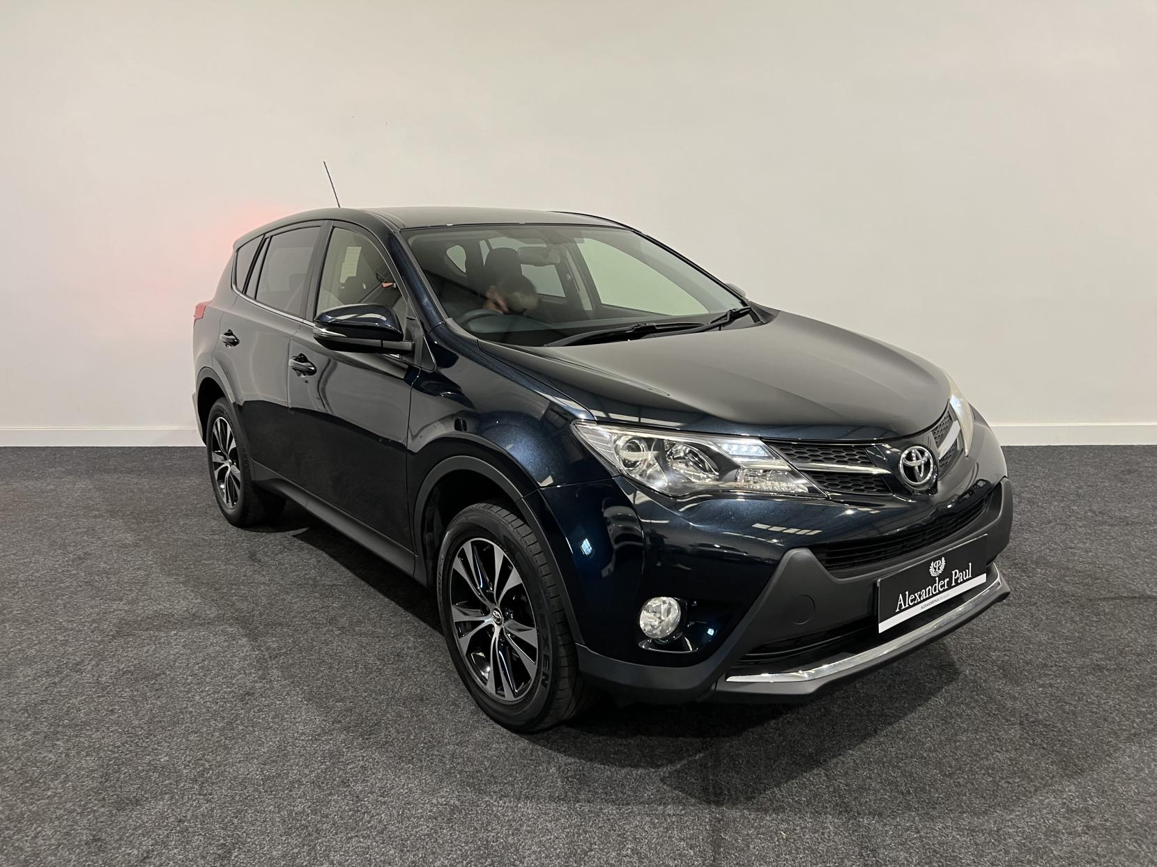 Toyota RAV4 2.0 V-Matic Icon SUV 5dr Petrol Multidrive S 4WD Euro 5 (151 ps)