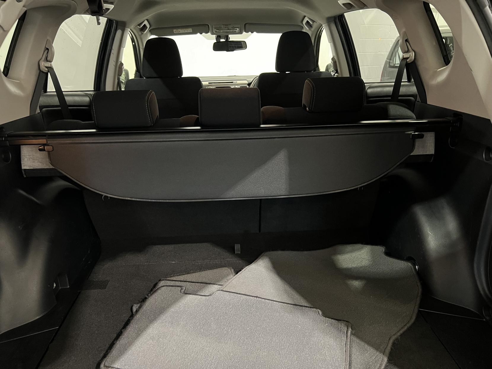 Toyota RAV4 2.0 V-Matic Icon SUV 5dr Petrol Multidrive S 4WD Euro 5 (151 ps)