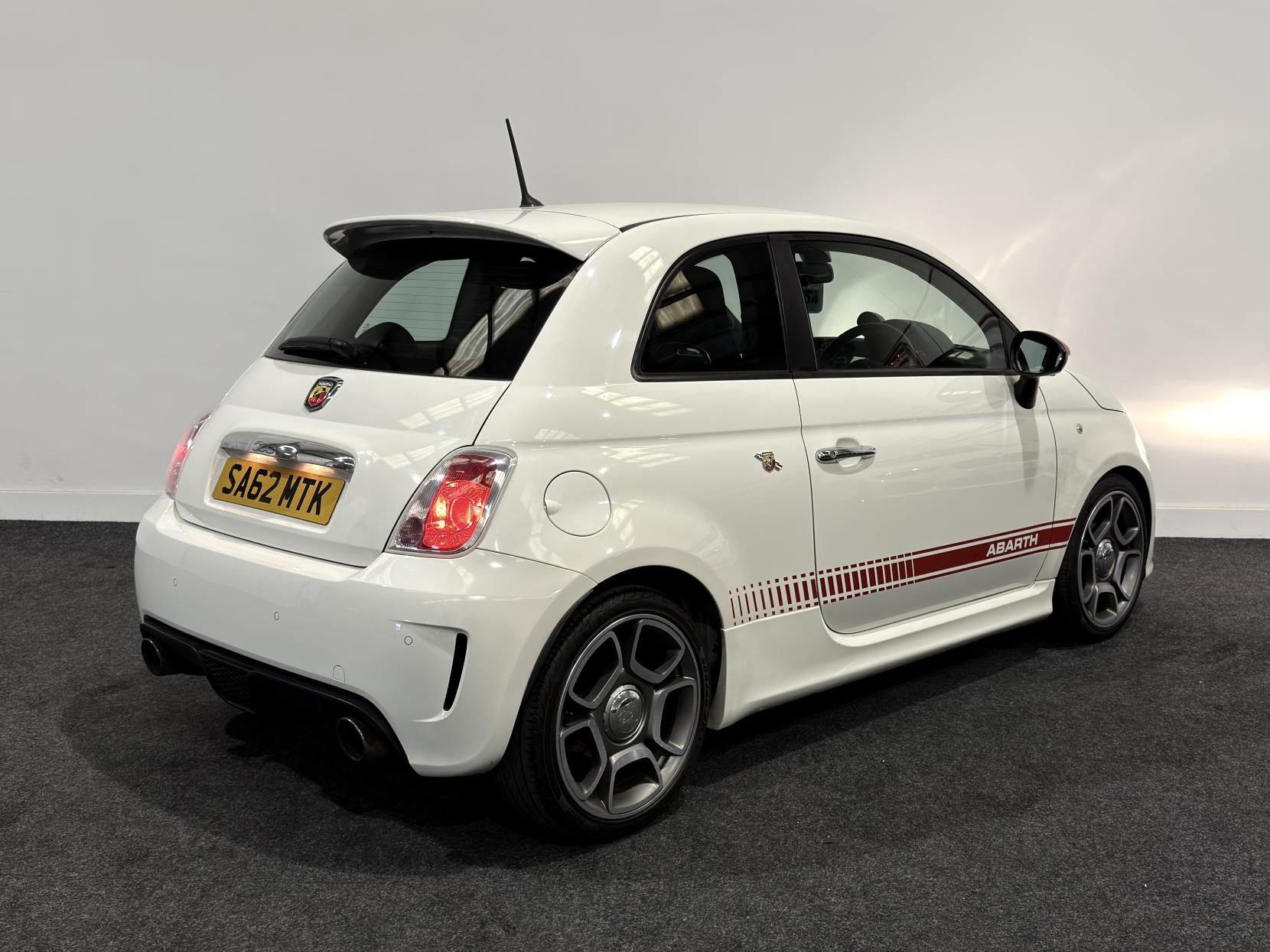 Abarth 500 1.4 T-Jet Hatchback 3dr Petrol Manual Euro 5 (135 bhp)