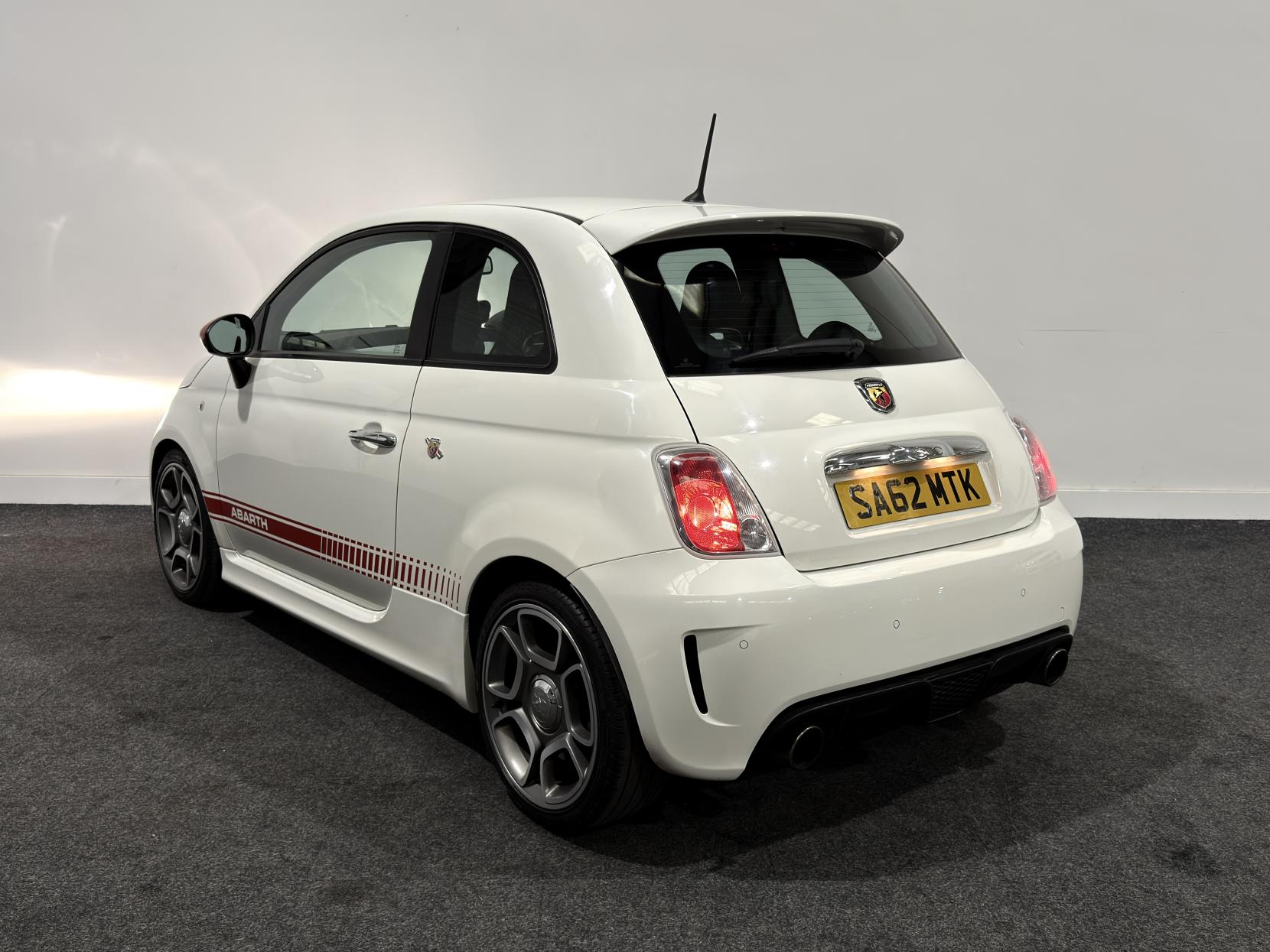 Abarth 500 1.4 T-Jet Hatchback 3dr Petrol Manual Euro 5 (135 bhp)